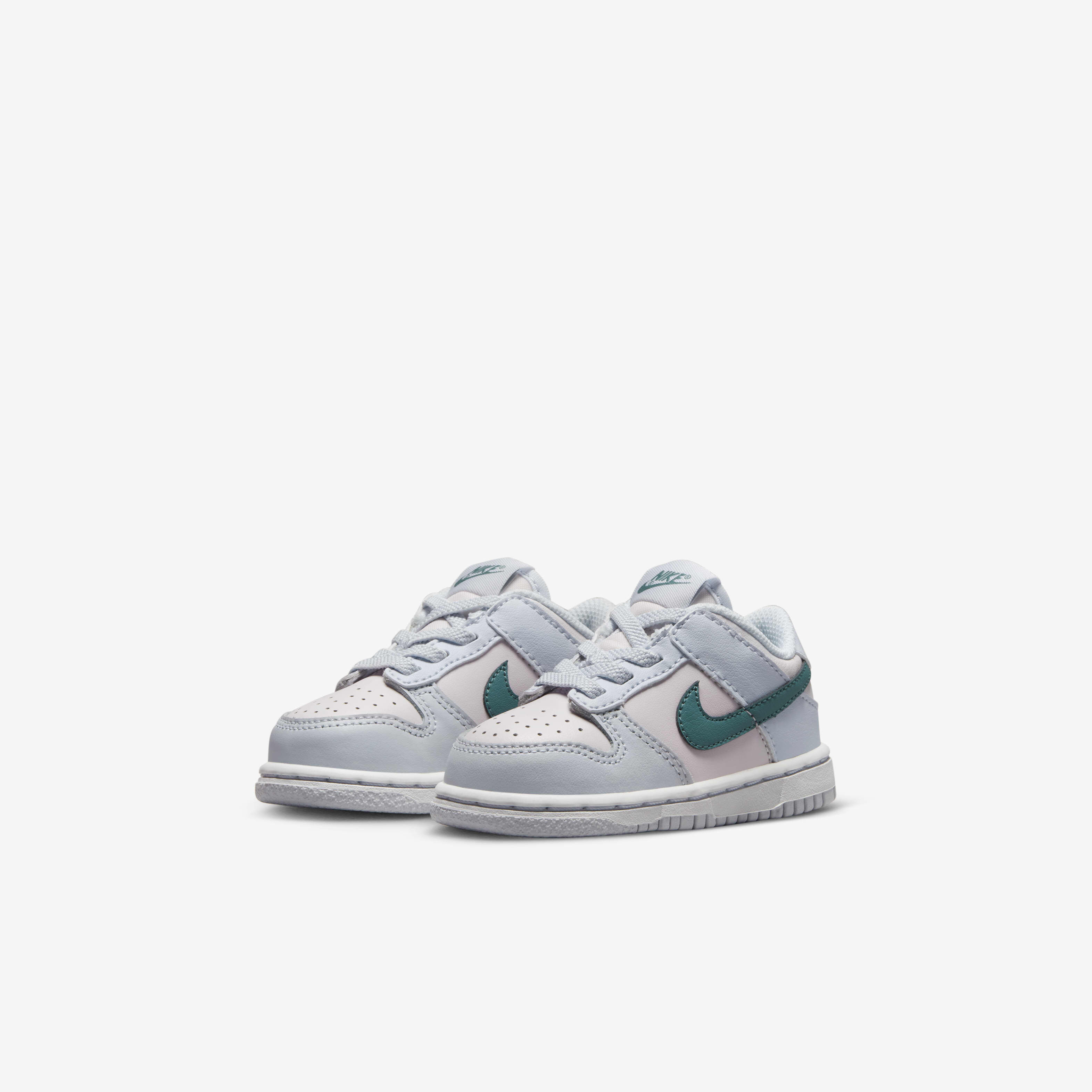 Nike Dunk Low image number 4