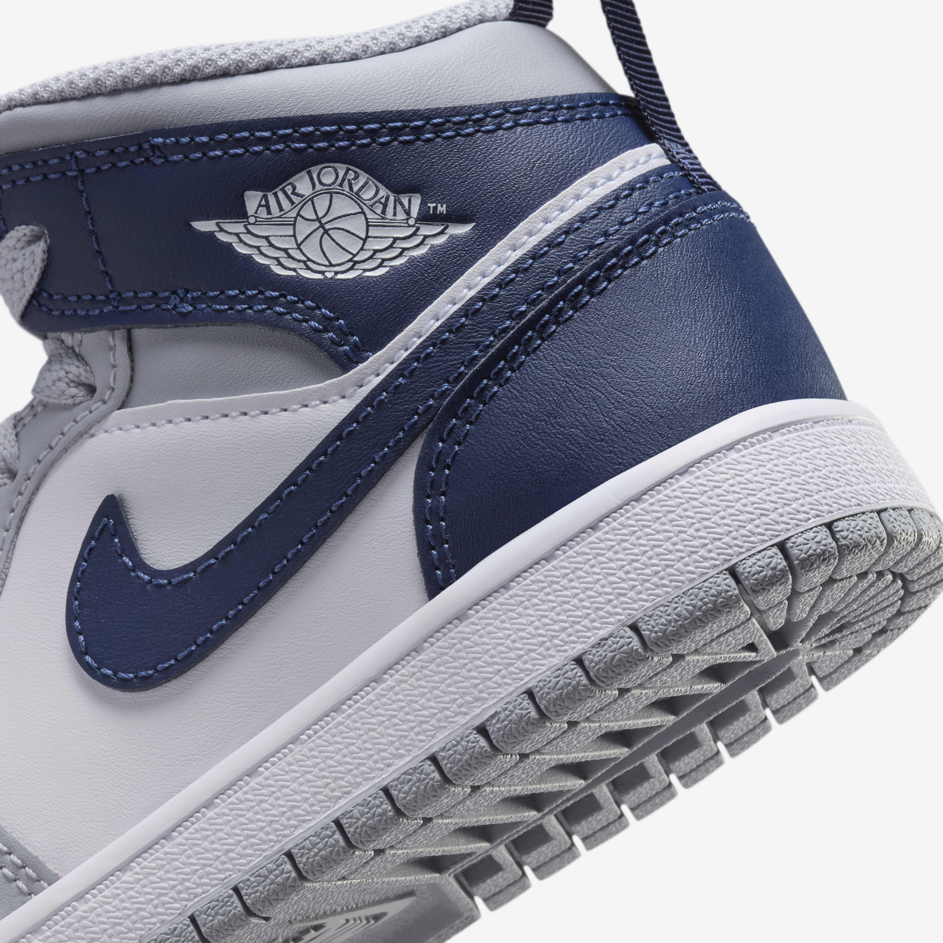 Jordan 1 Mid image number 7