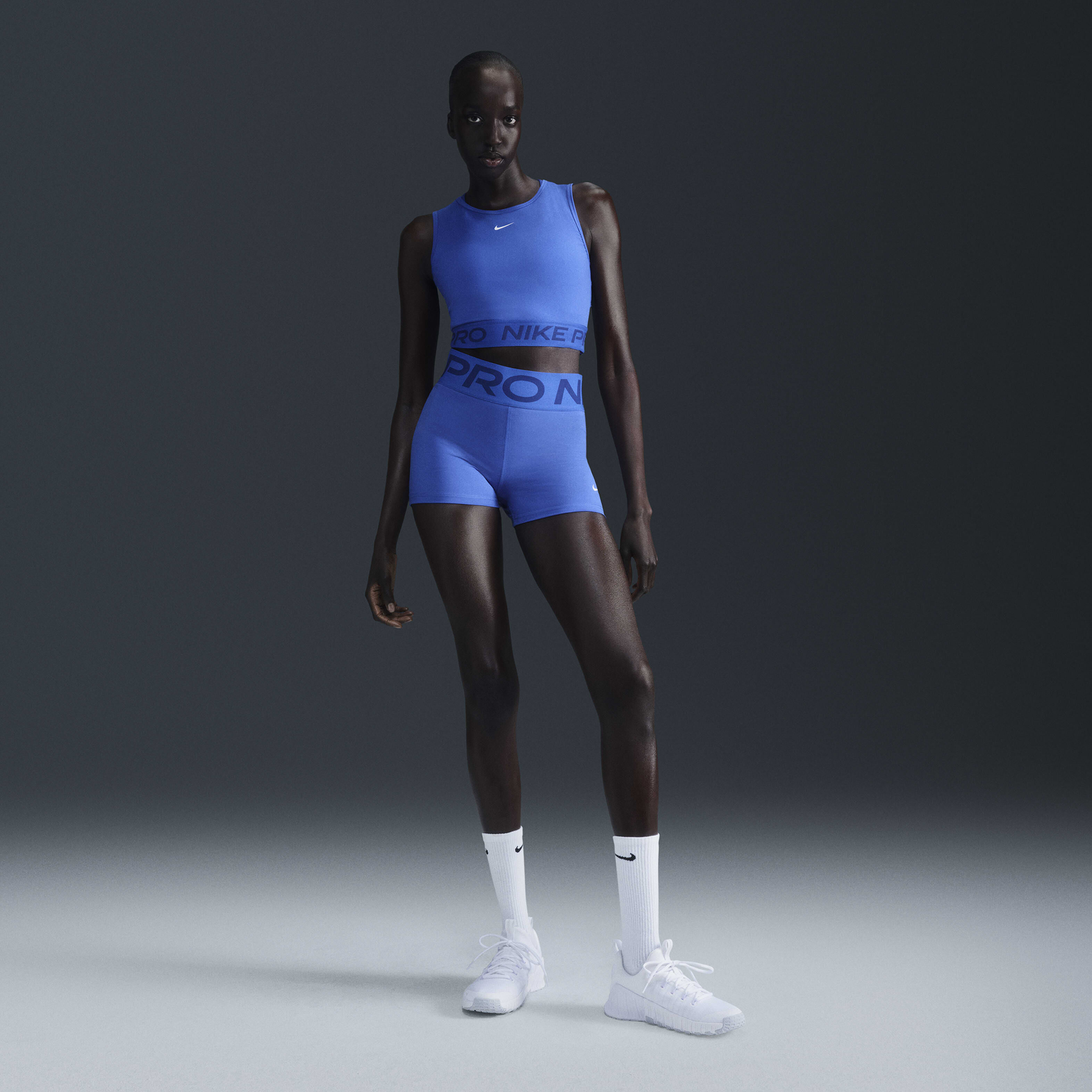 Buy Nike Pro Sculpt Women s High Waisted 7.5cm approx. Biker Shorts Nike Kuwait Official