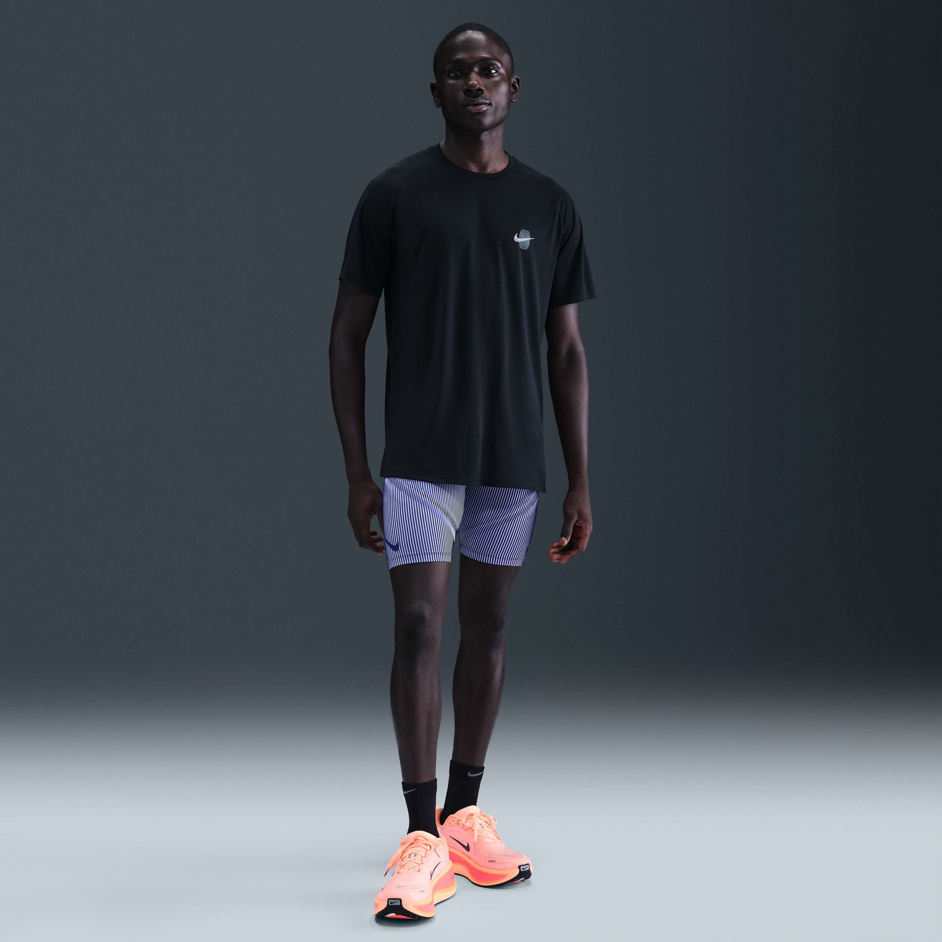 Nike Stride image number 3