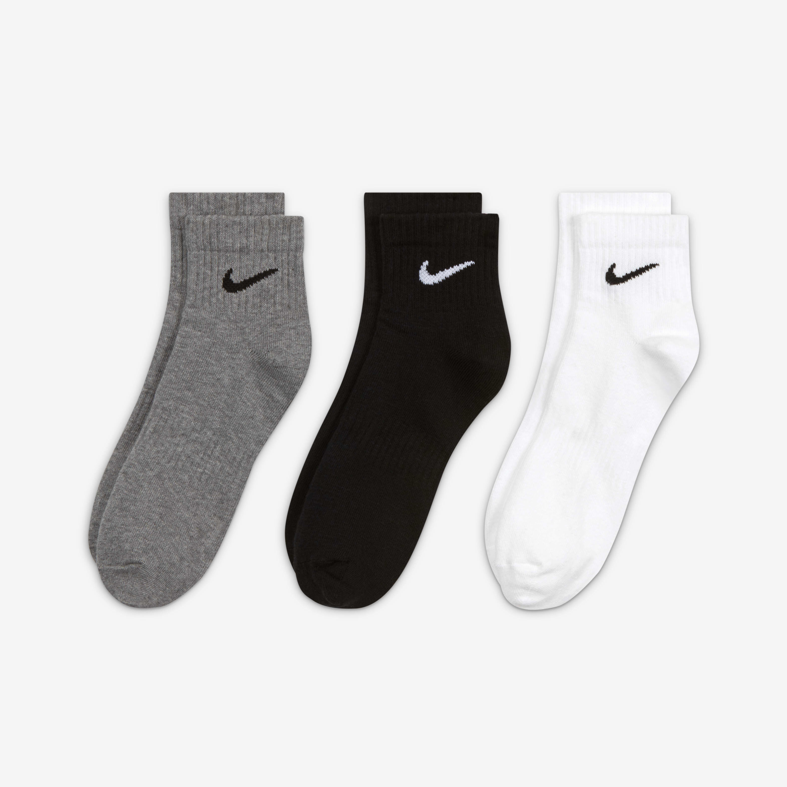 Nike lightweight training socks 2025