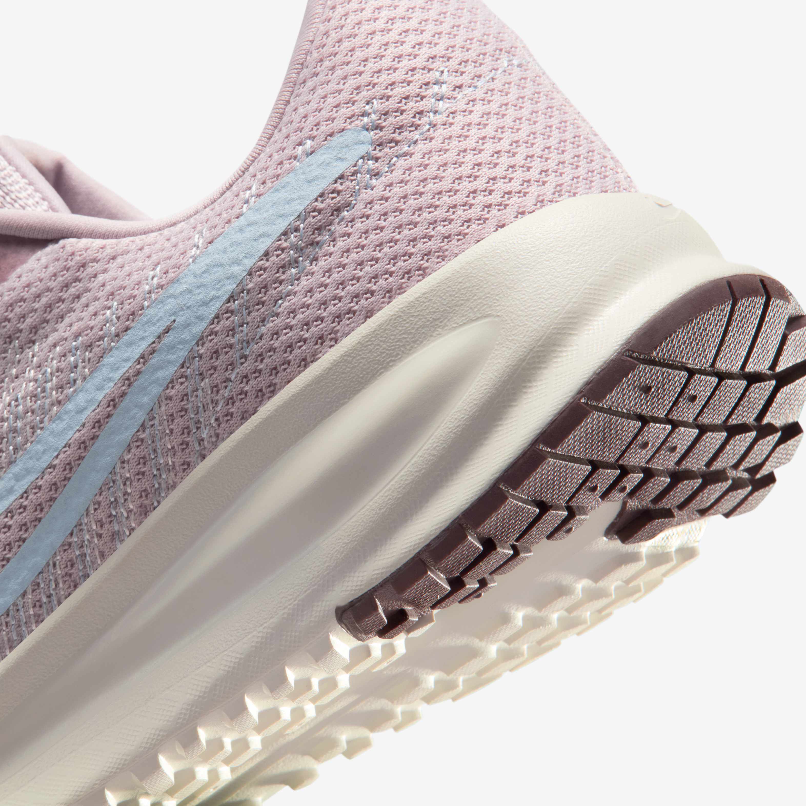 Nike Run Defy image number 6