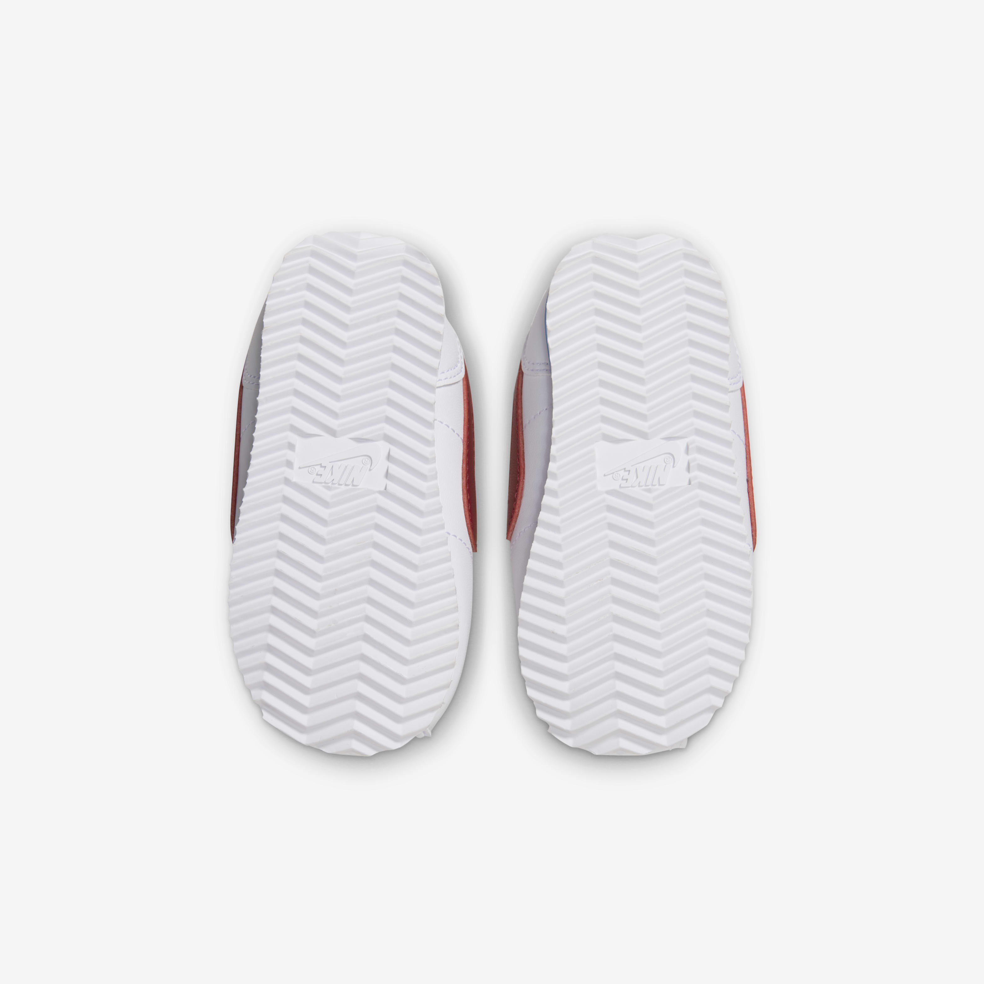 نايكي كورتيز ايزي أون image number 1