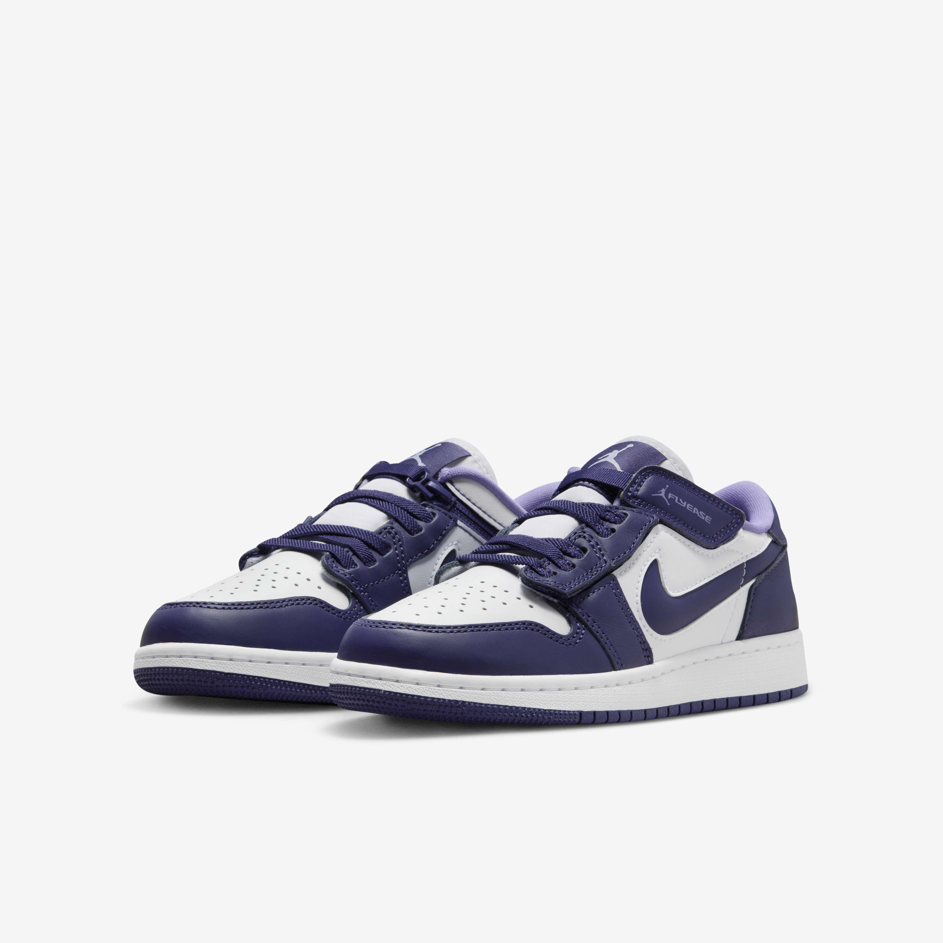 Air Jordan 1 Low FlyEase image number 4
