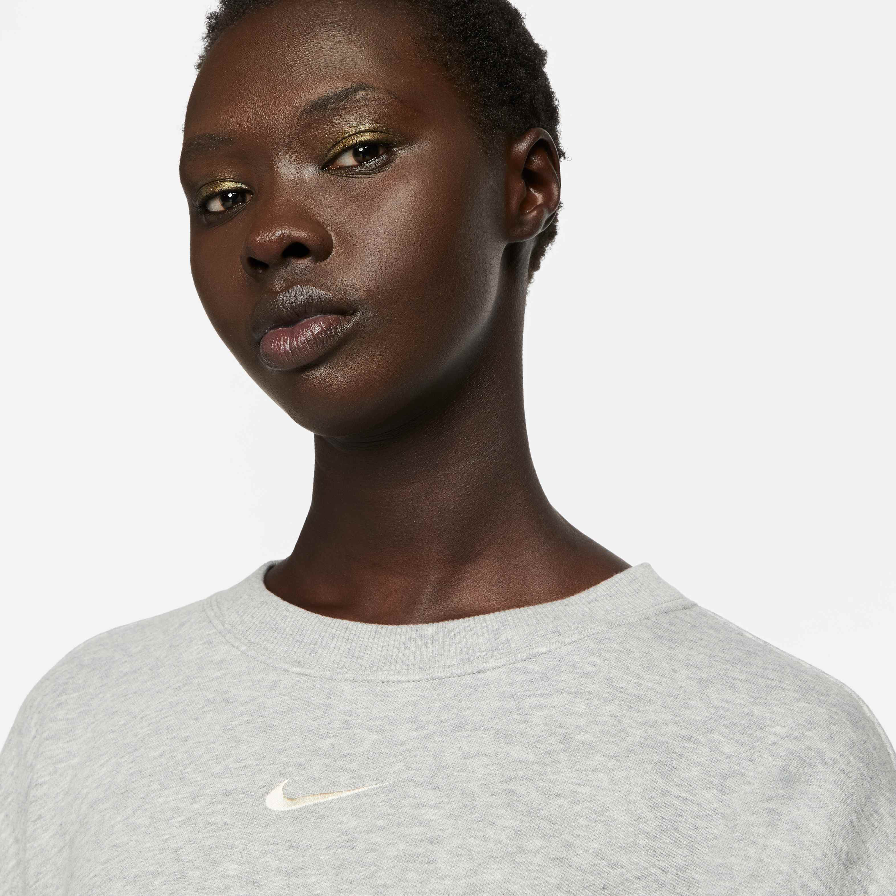 نايكي سبورتسوير فينكس فليس image number 2