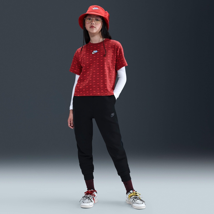 تشكيلة نايكي وليغو image number 3 تشكيلة نايكي وليغو image number 3