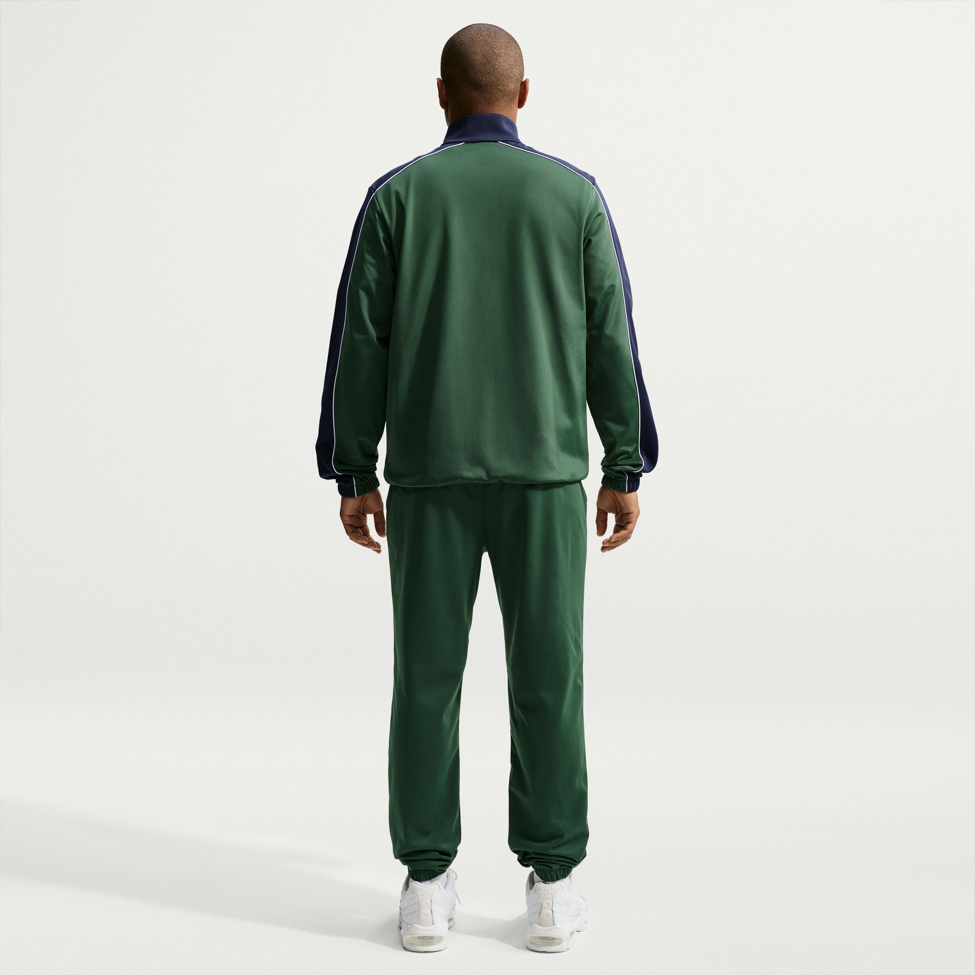 Nike Sportswear Club image number 1