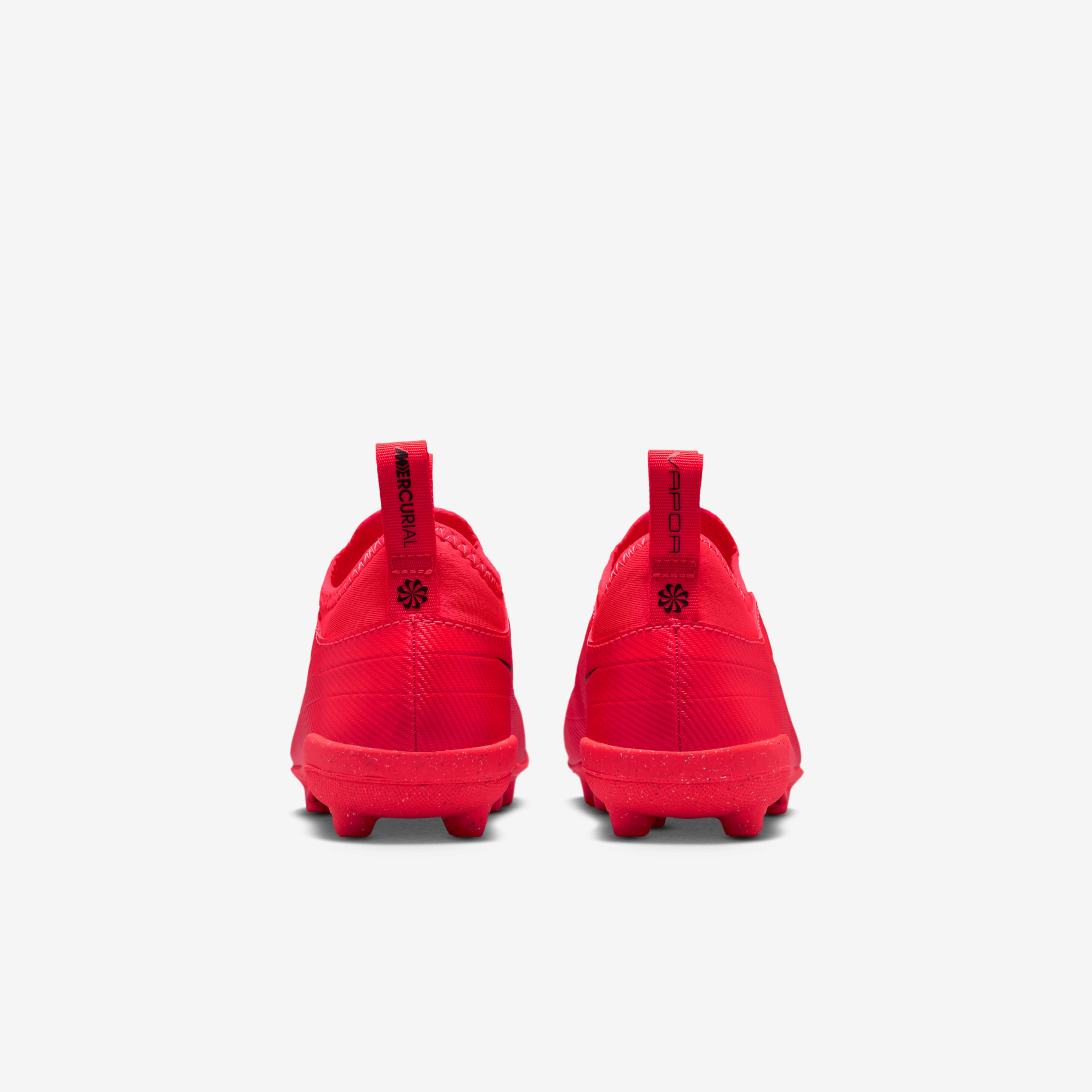Nike Jr. Mercurial Vapor 17 Club image number 5