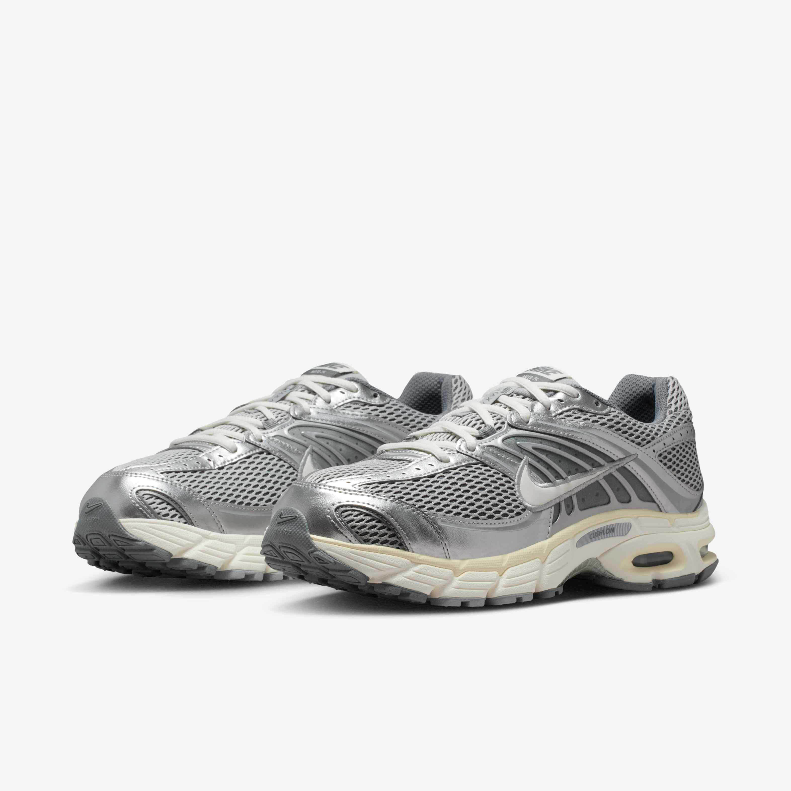 Nike Air Max Moto 2K image number 4