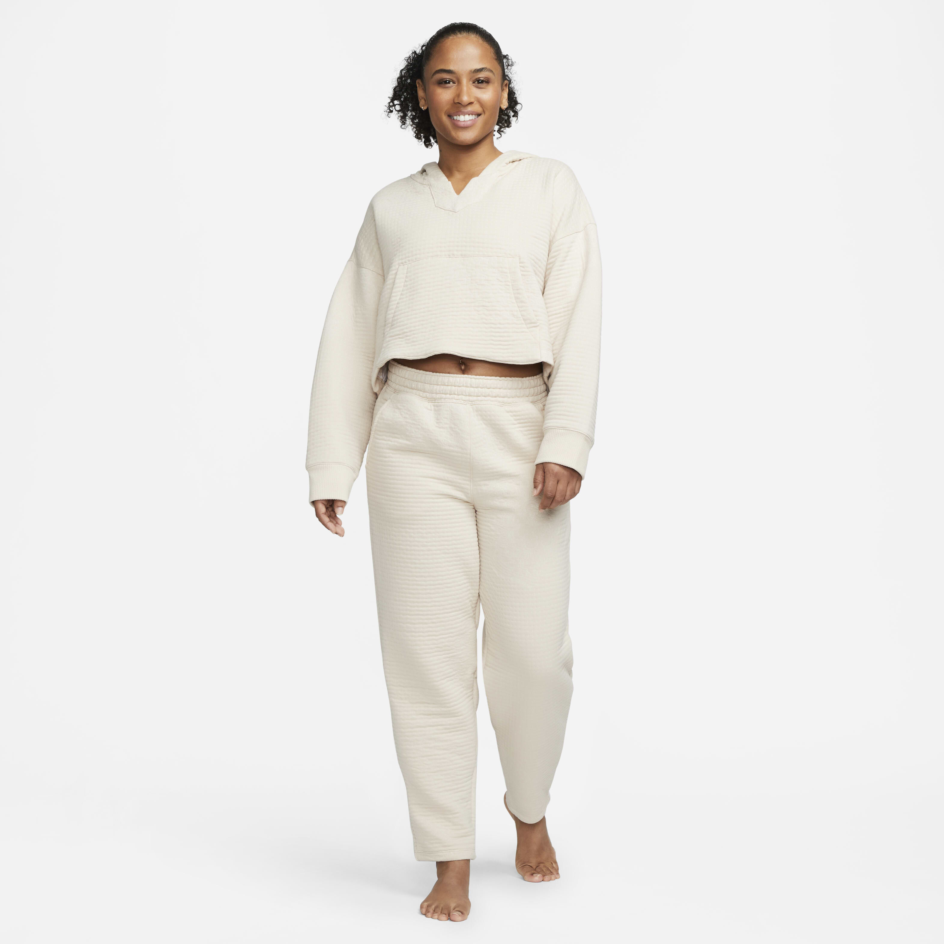 Nike Yoga Luxe image number 5