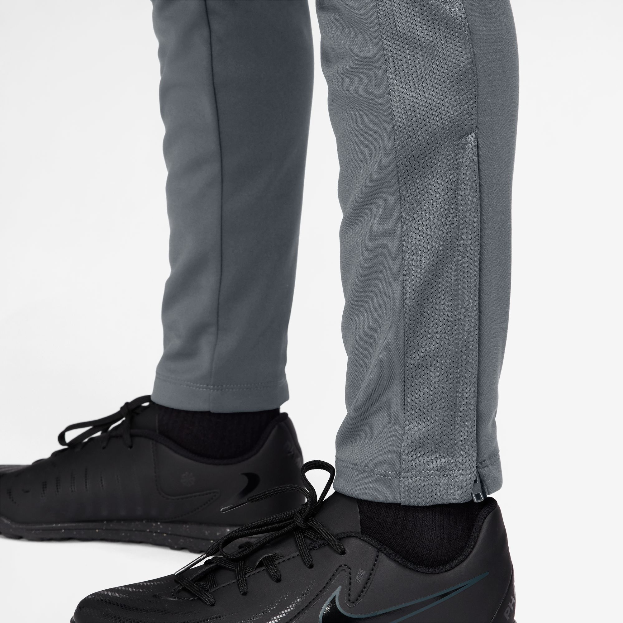 Nike Academy image number 3