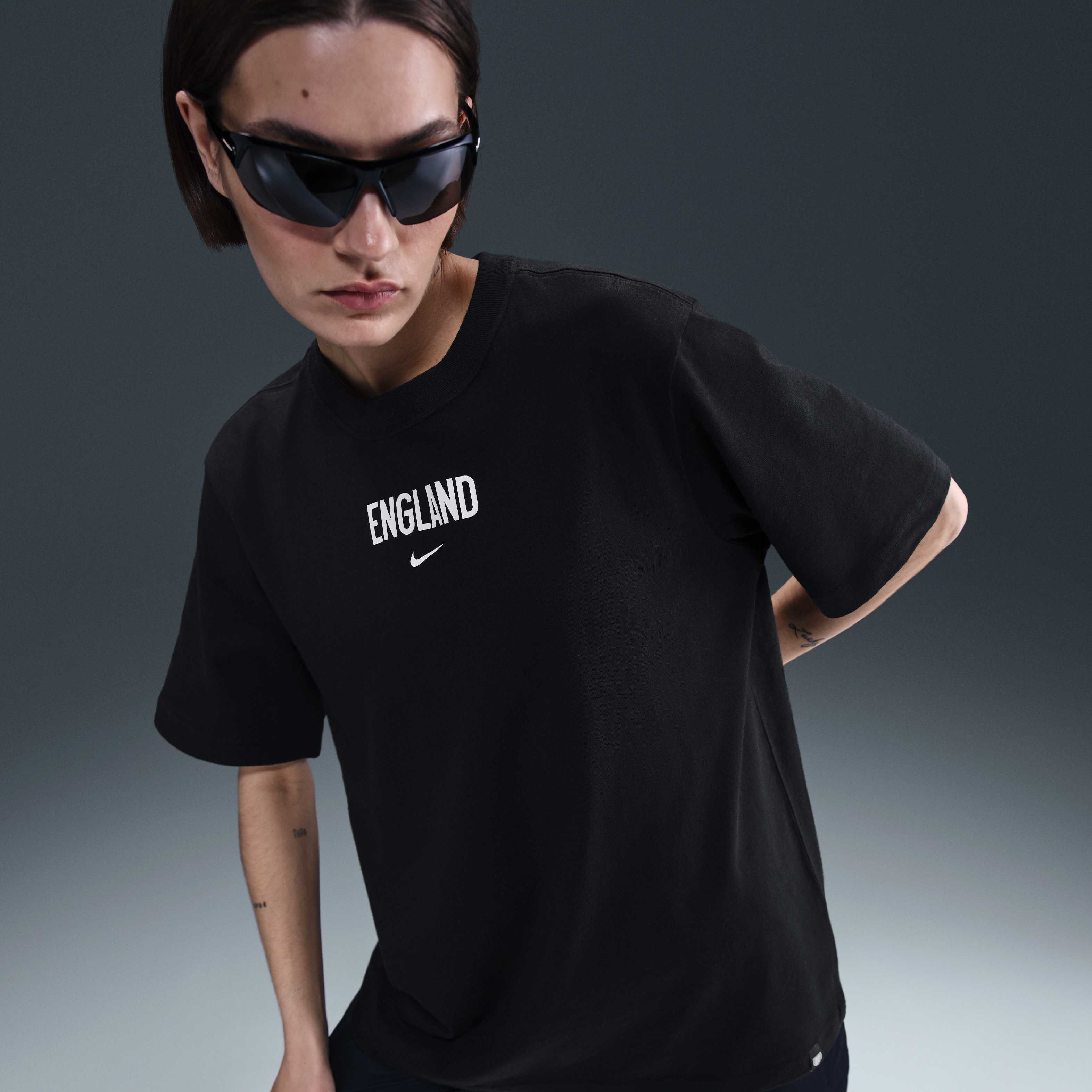 إنجلترا سبورتر image number 0