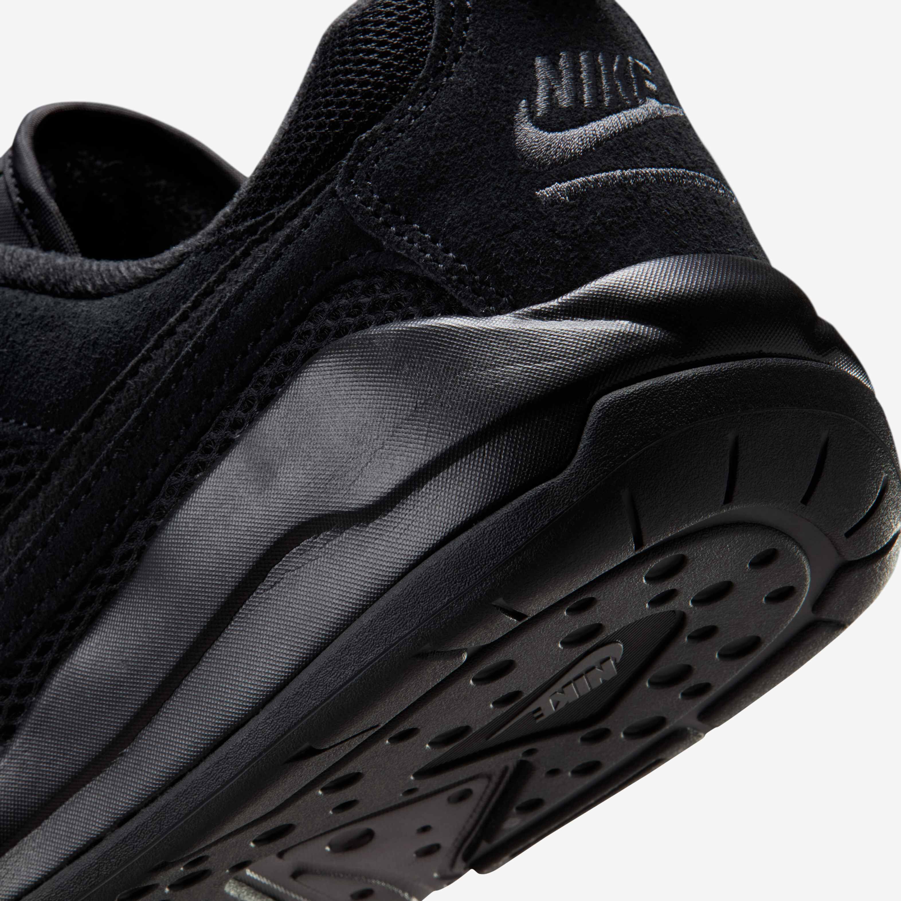 Jordan CMFT Era image number 7