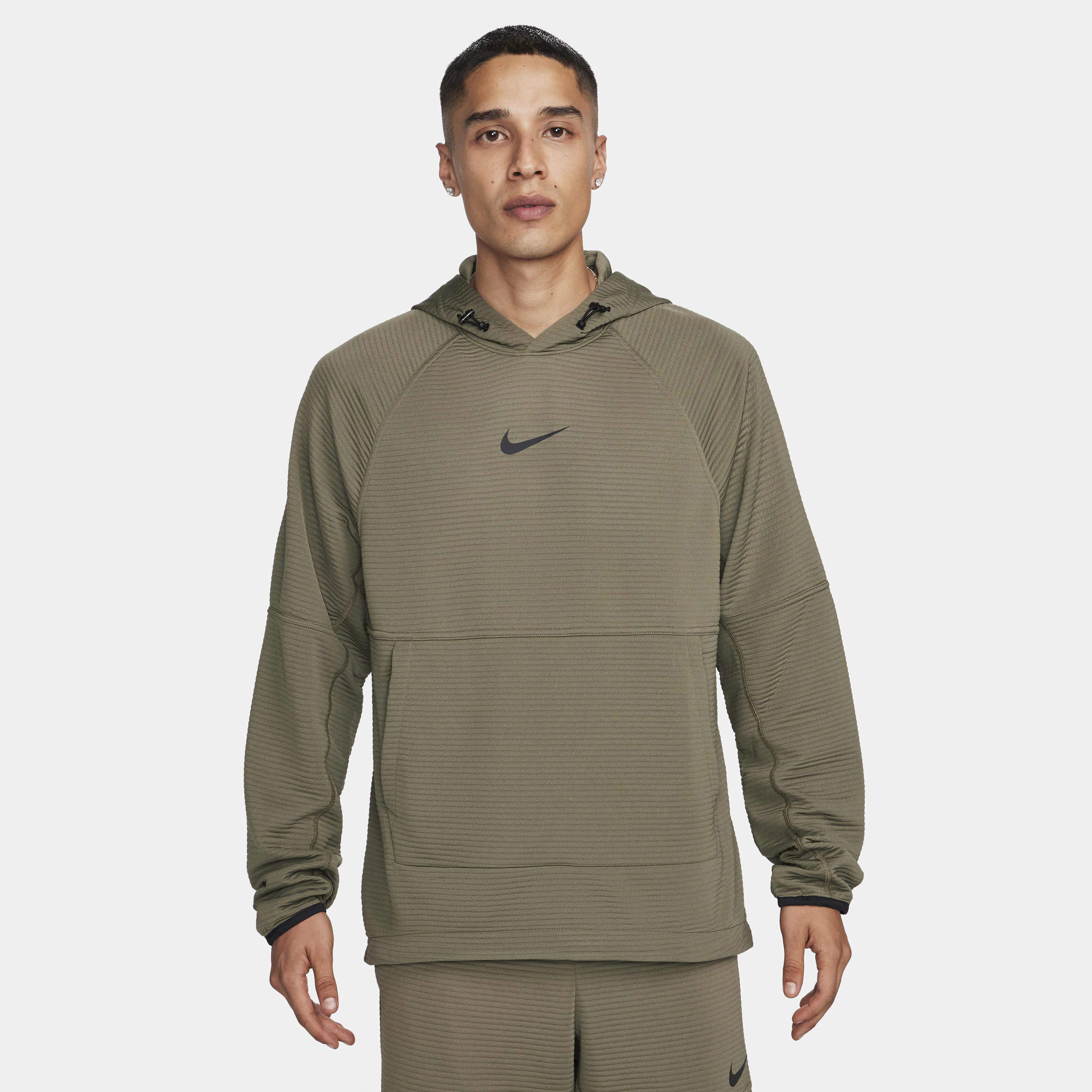 Buy Nike Men s Dri FIT Fleece Fitness Sweatshirt Nike Kuwait Official