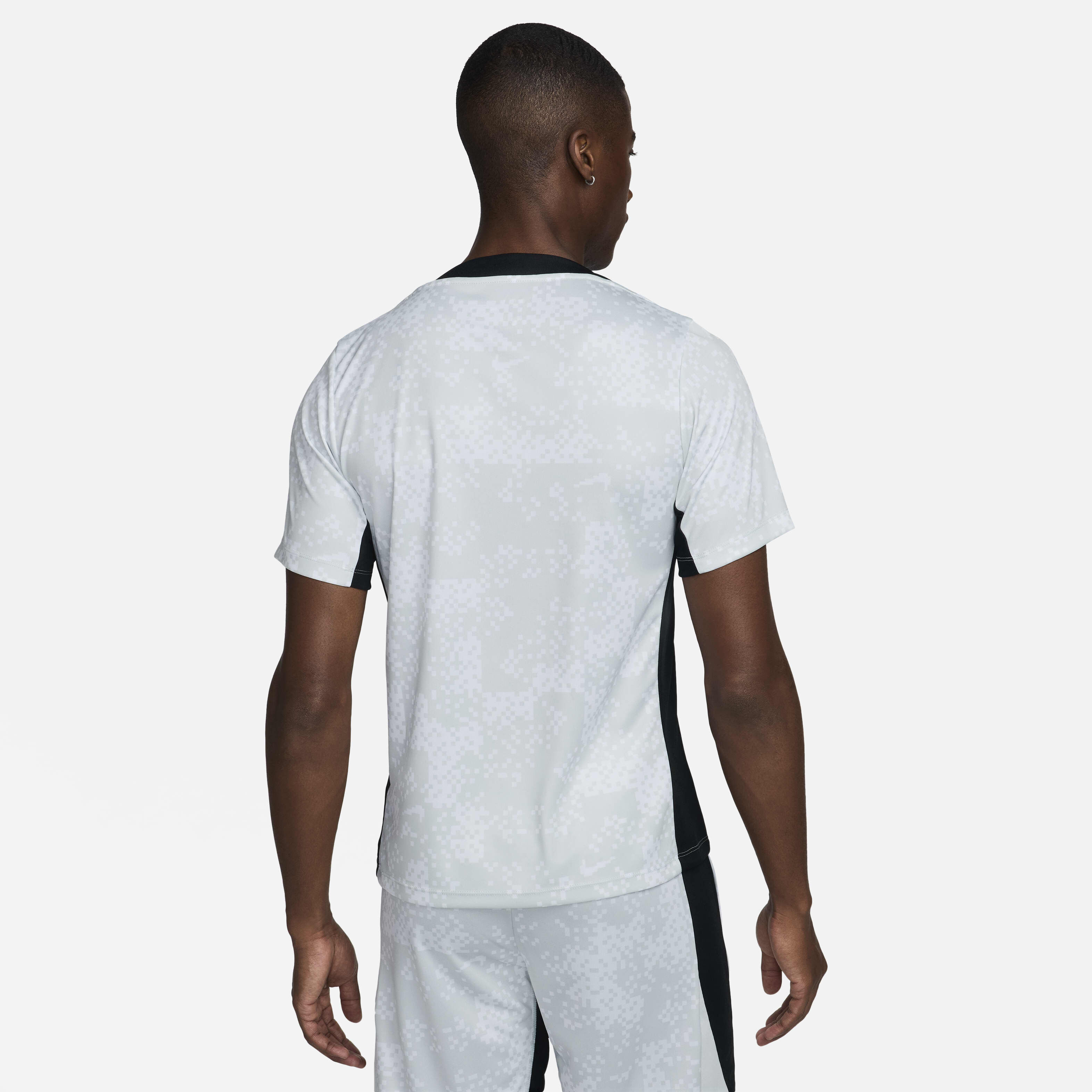 نايكي اكاديمي برو image number 1