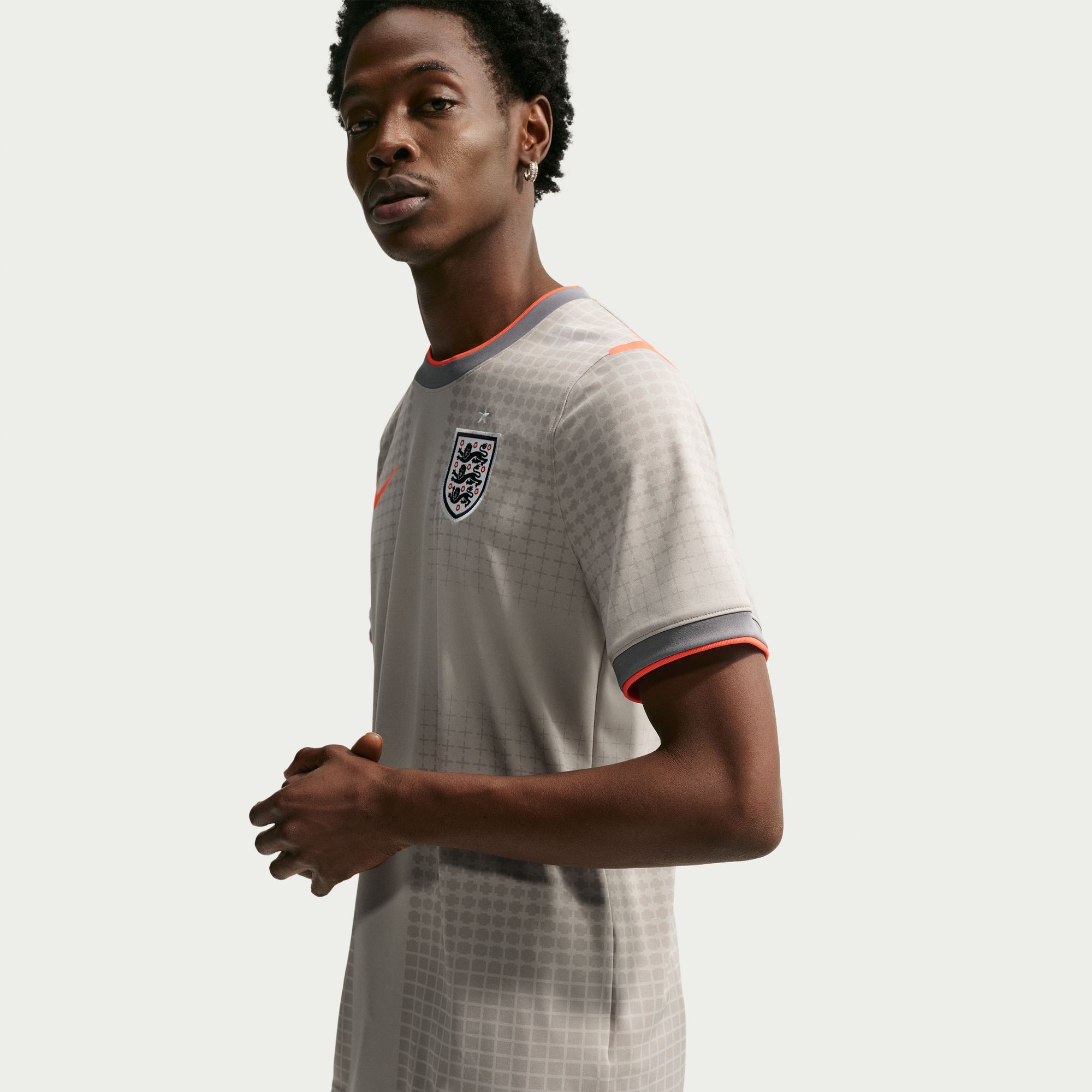 England x Palace image number 4