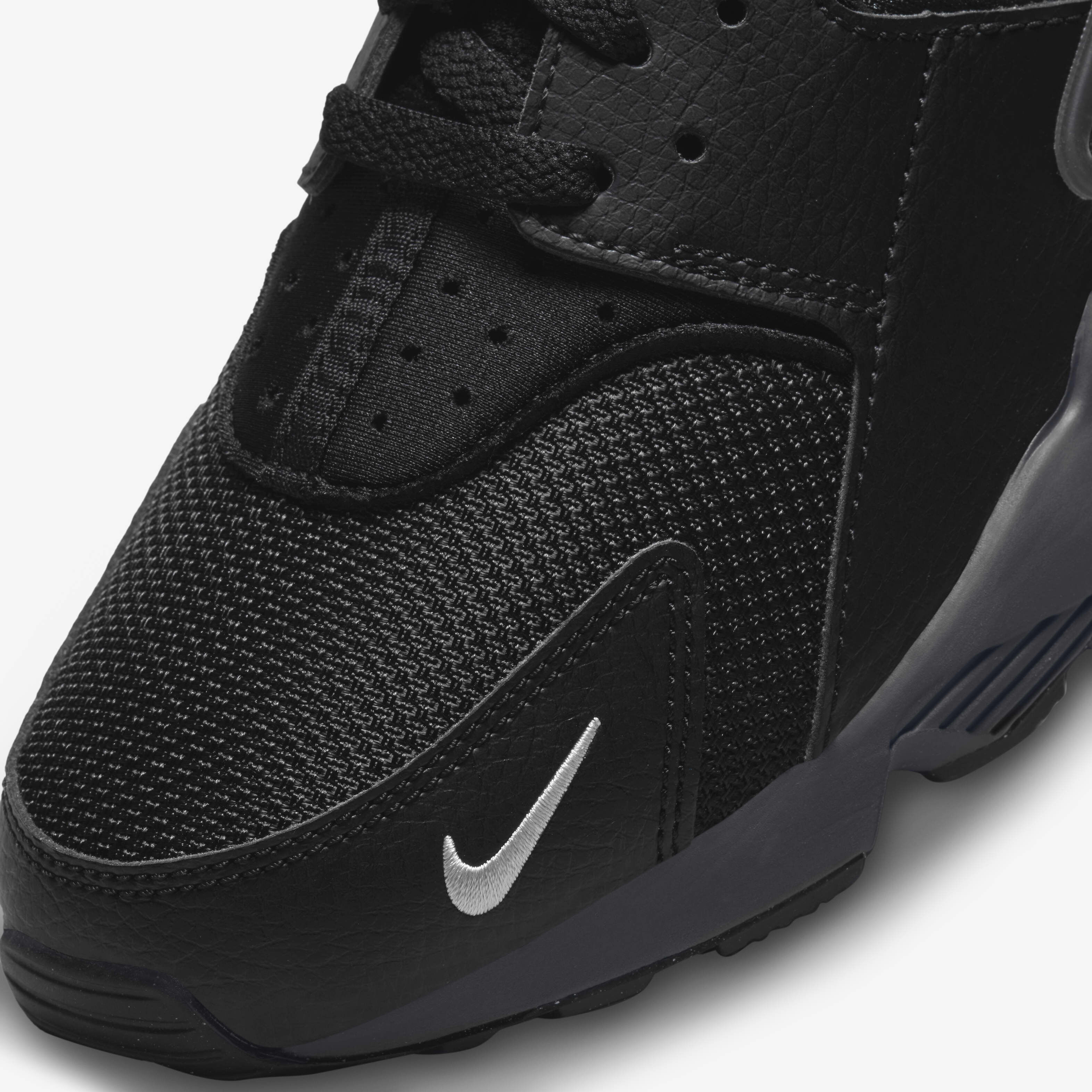 Nike Air Huarache image number 6