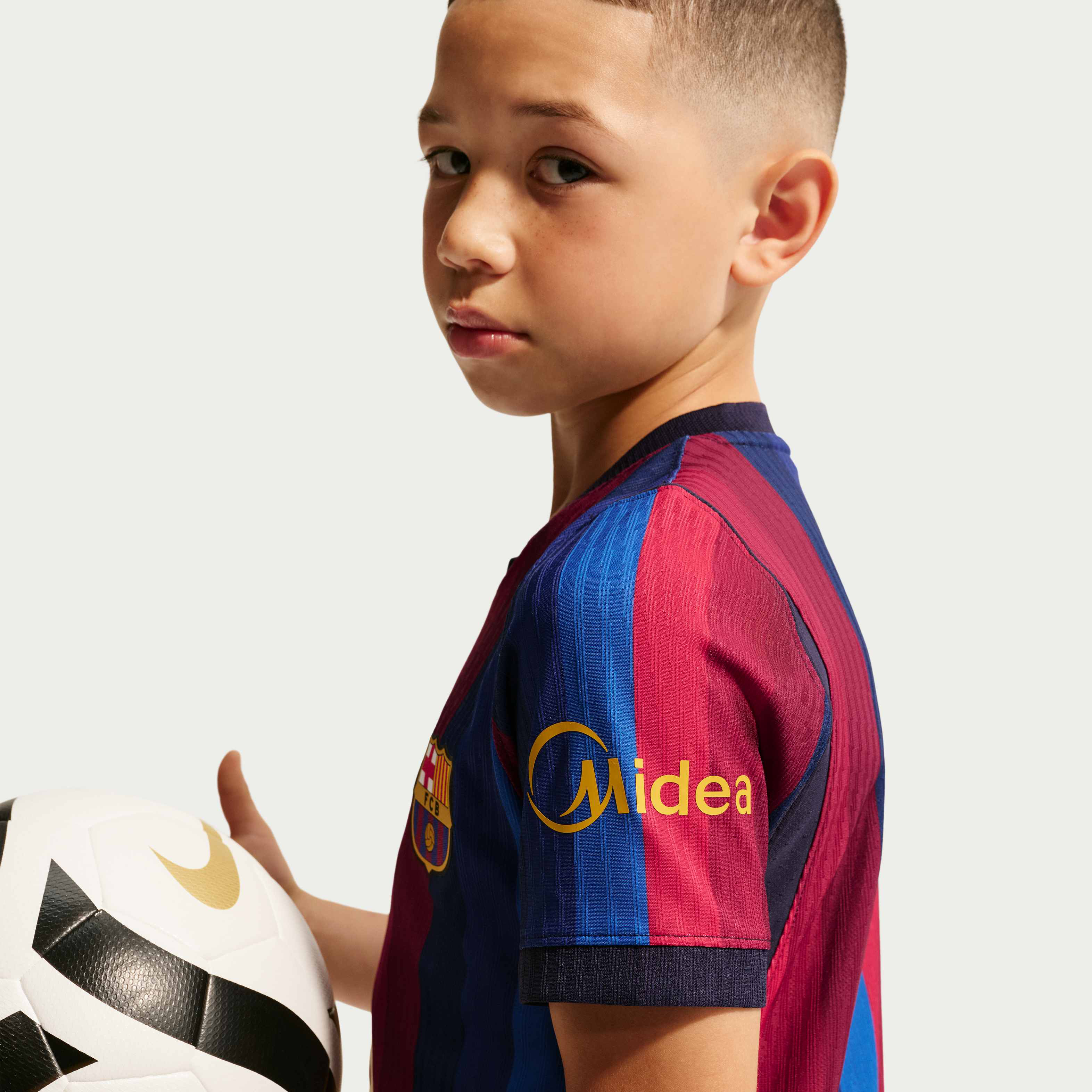 F.C. Barcelona 2026/27 Match Home image number 4