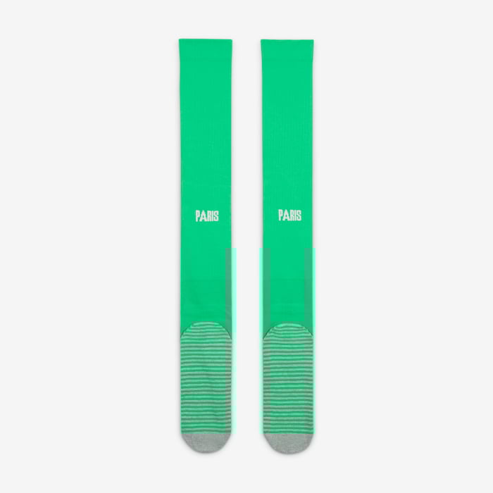 Paris Saint-Germain Strike image number 2 Paris Saint-Germain Strike image number 2