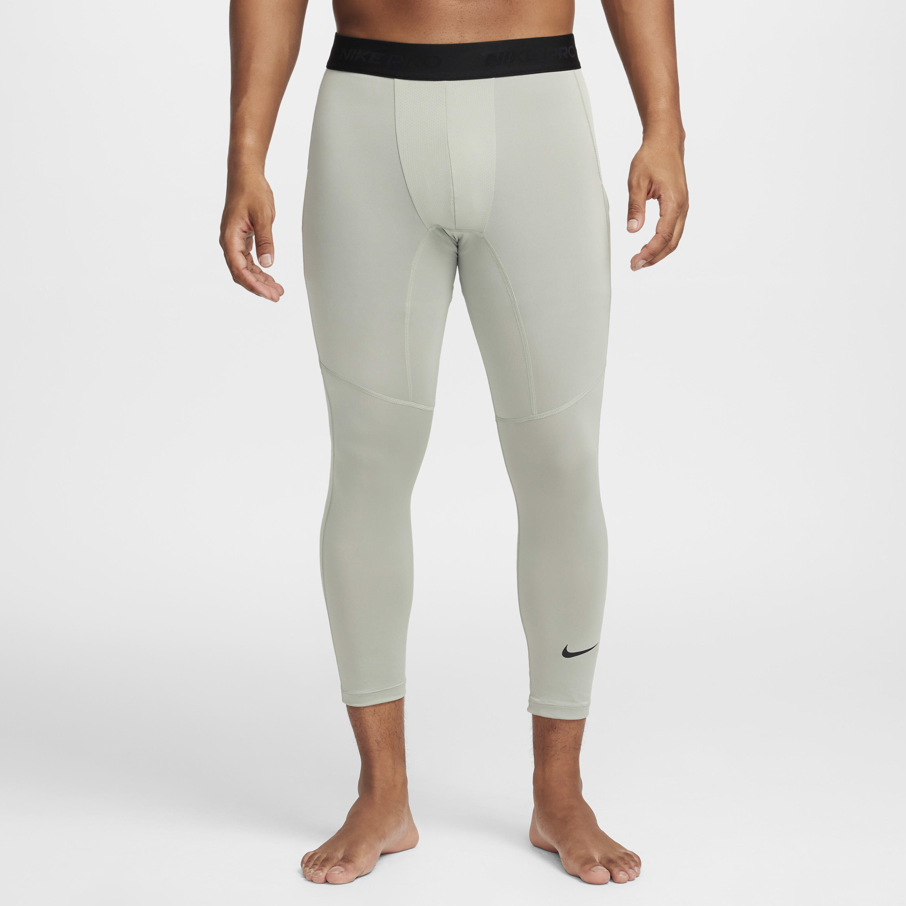 Nike Pro image number 0