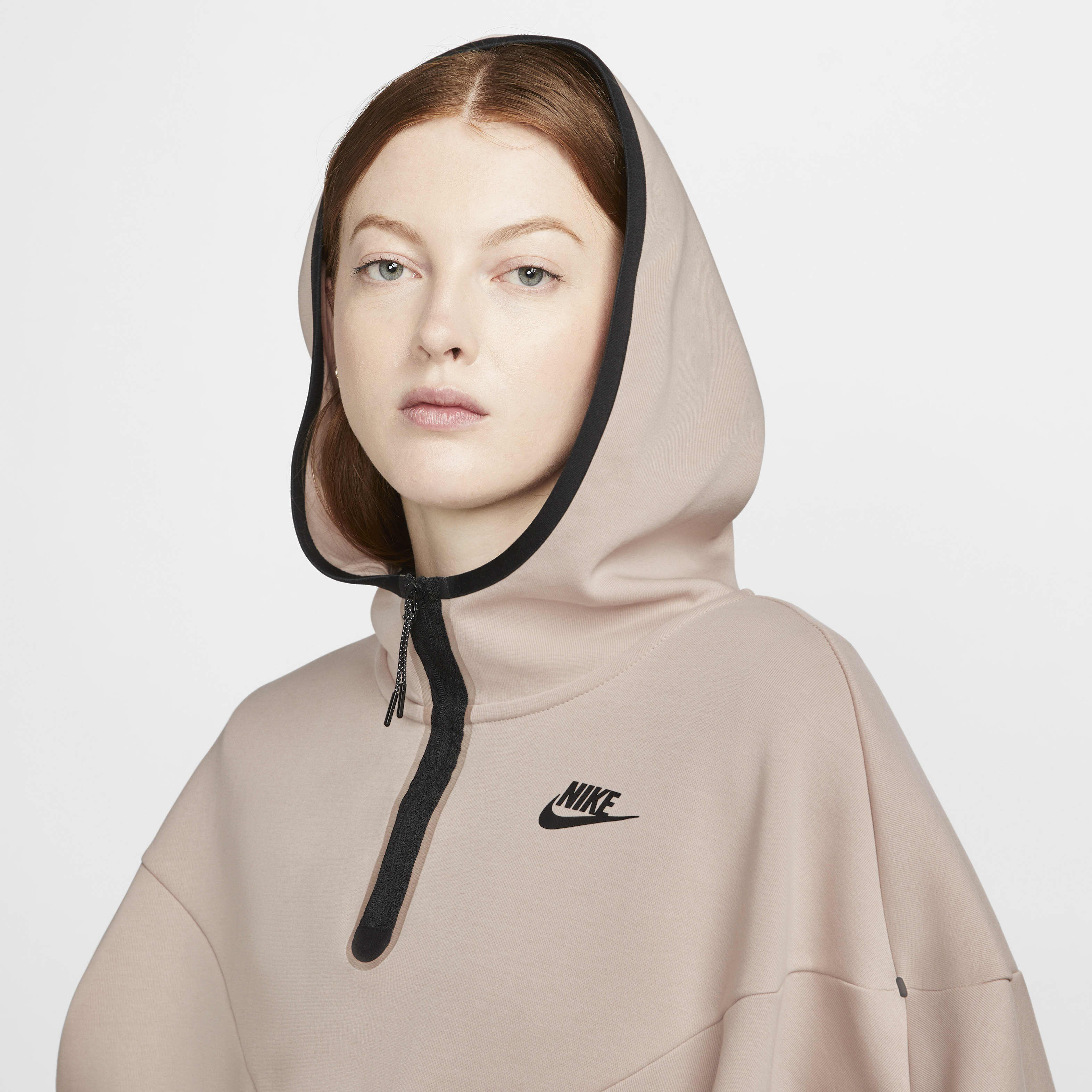 Nike Sportswear Tech Fleece image number 2