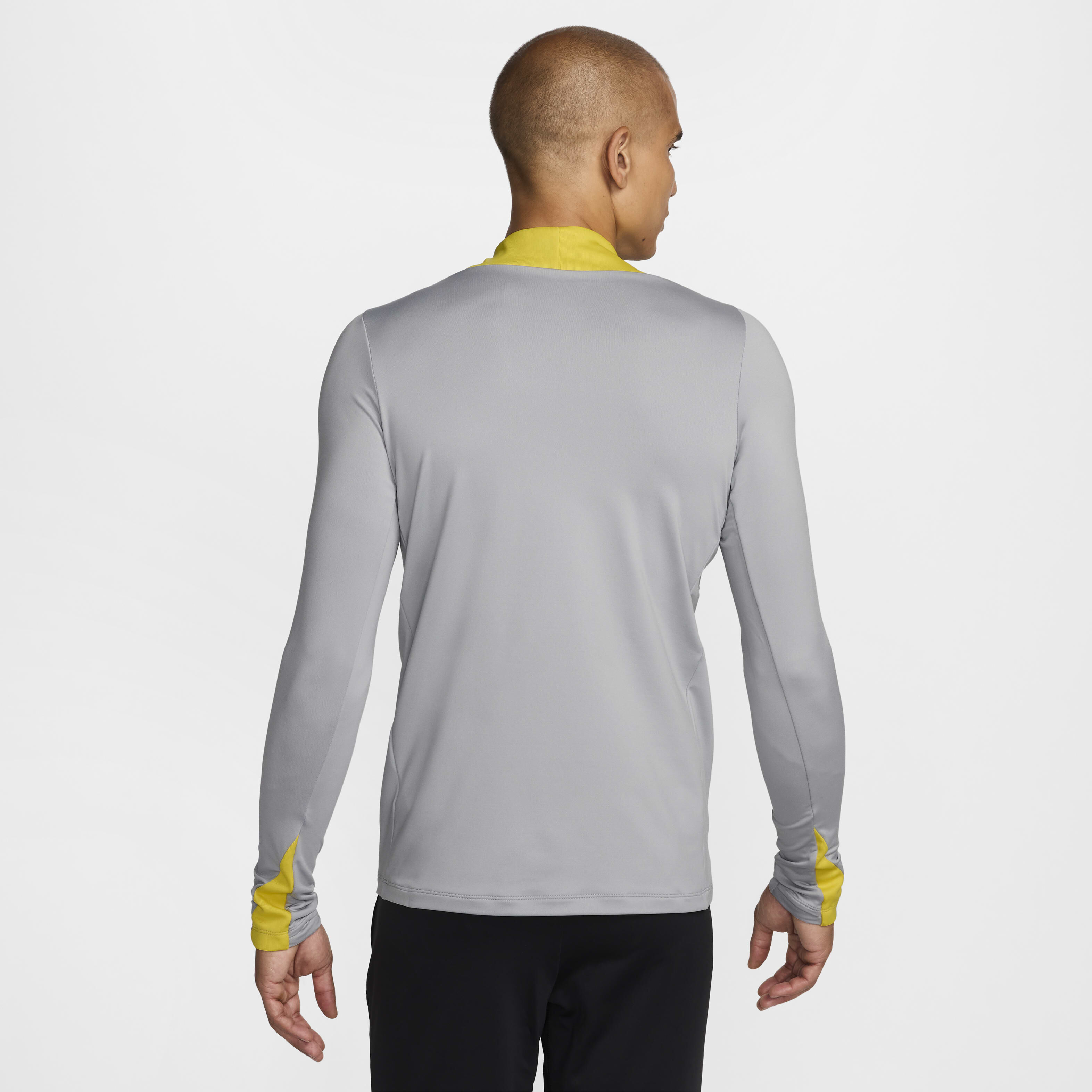 ليفربول سترايك البديل image number 1