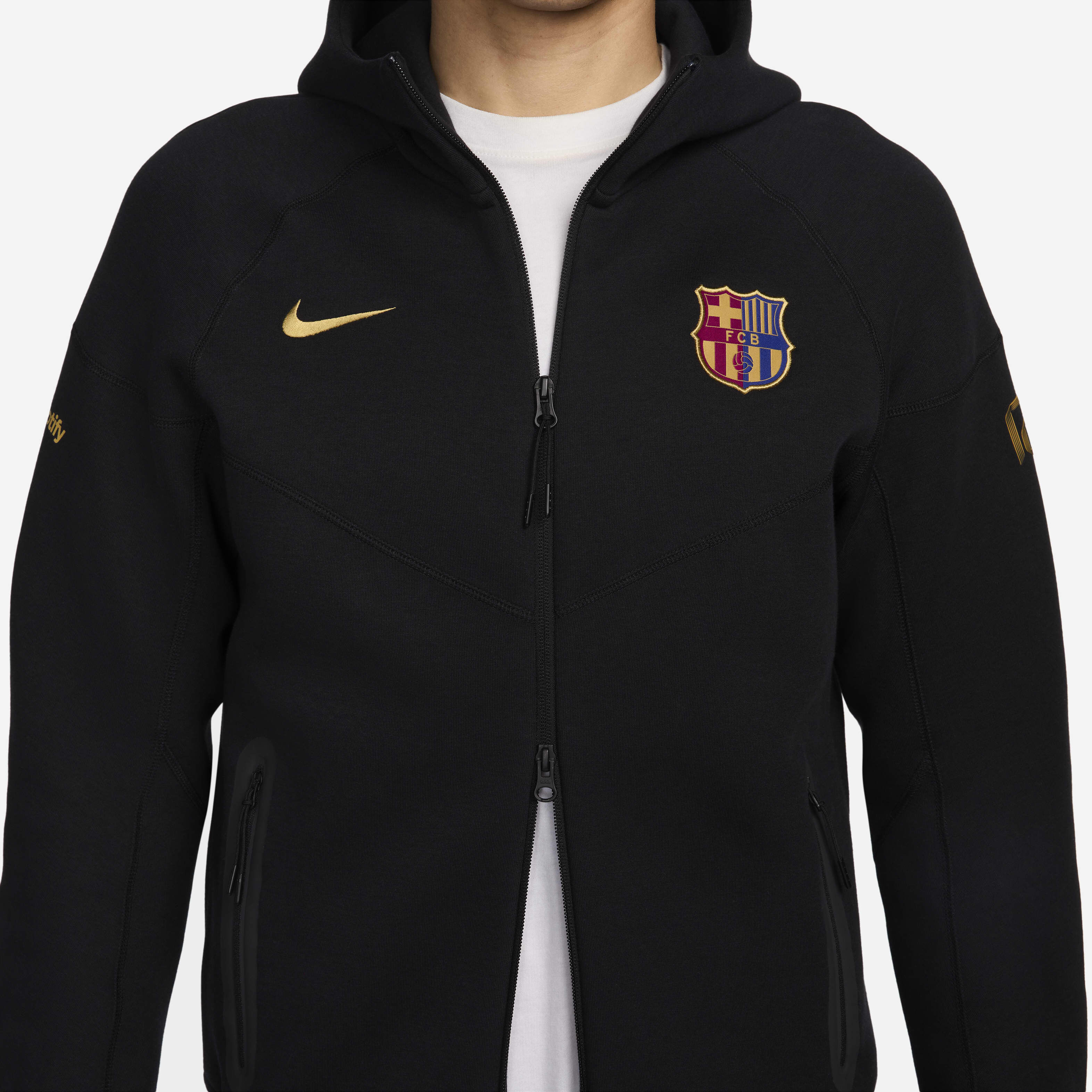 Nike barcelona jacket online india top
