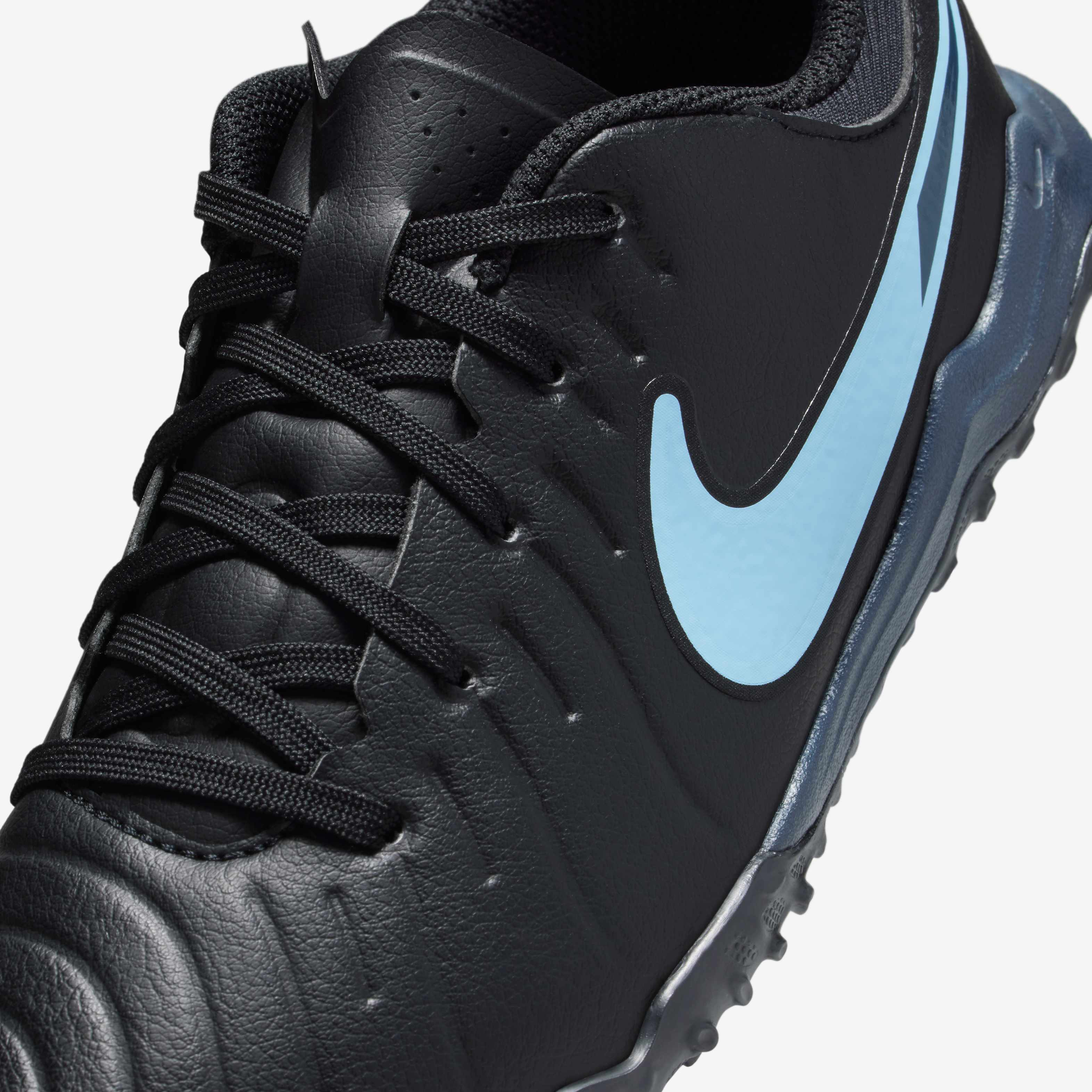 Nike Jr. Tiempo Legend 10 Academy image number 6