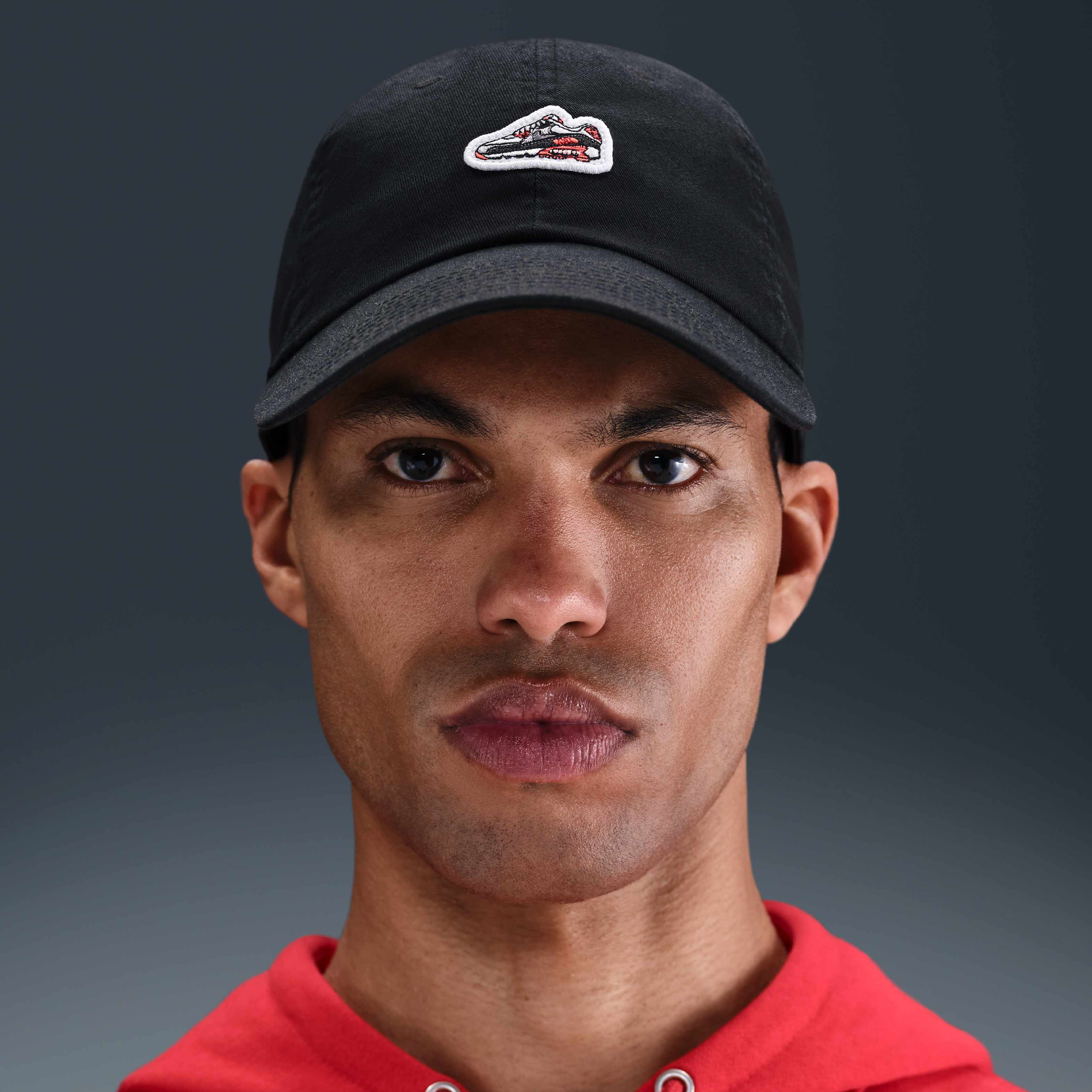 نايكي كلوب image number 0