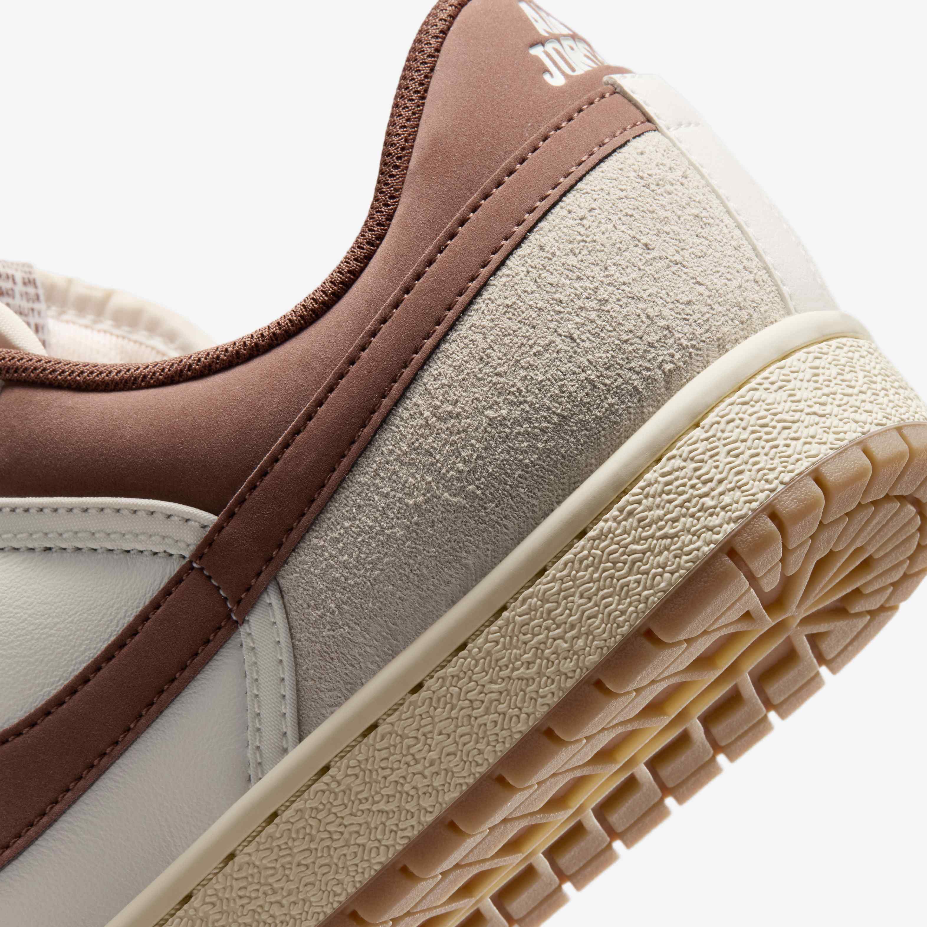 Air Jordan Skyline Low LE image number 7