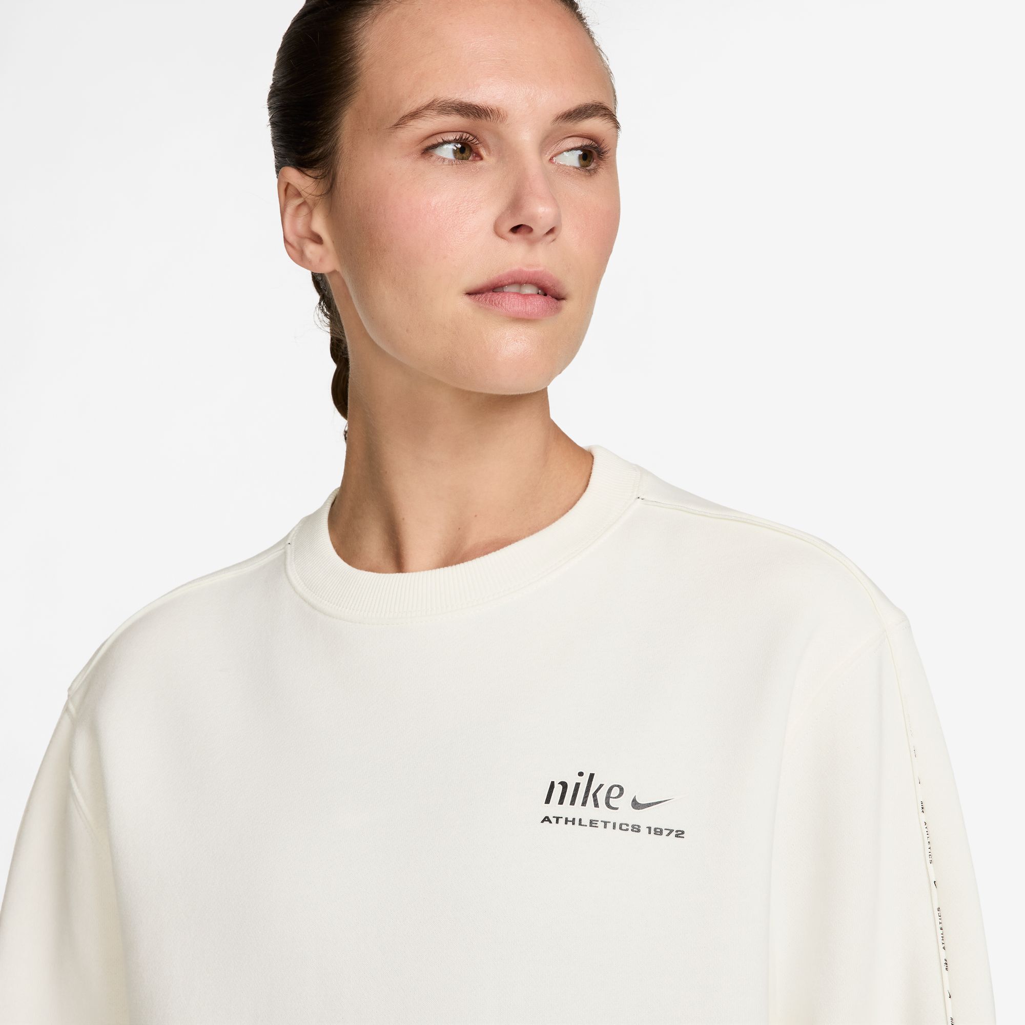 Nike Studio Fleece Medium Weight image number 2