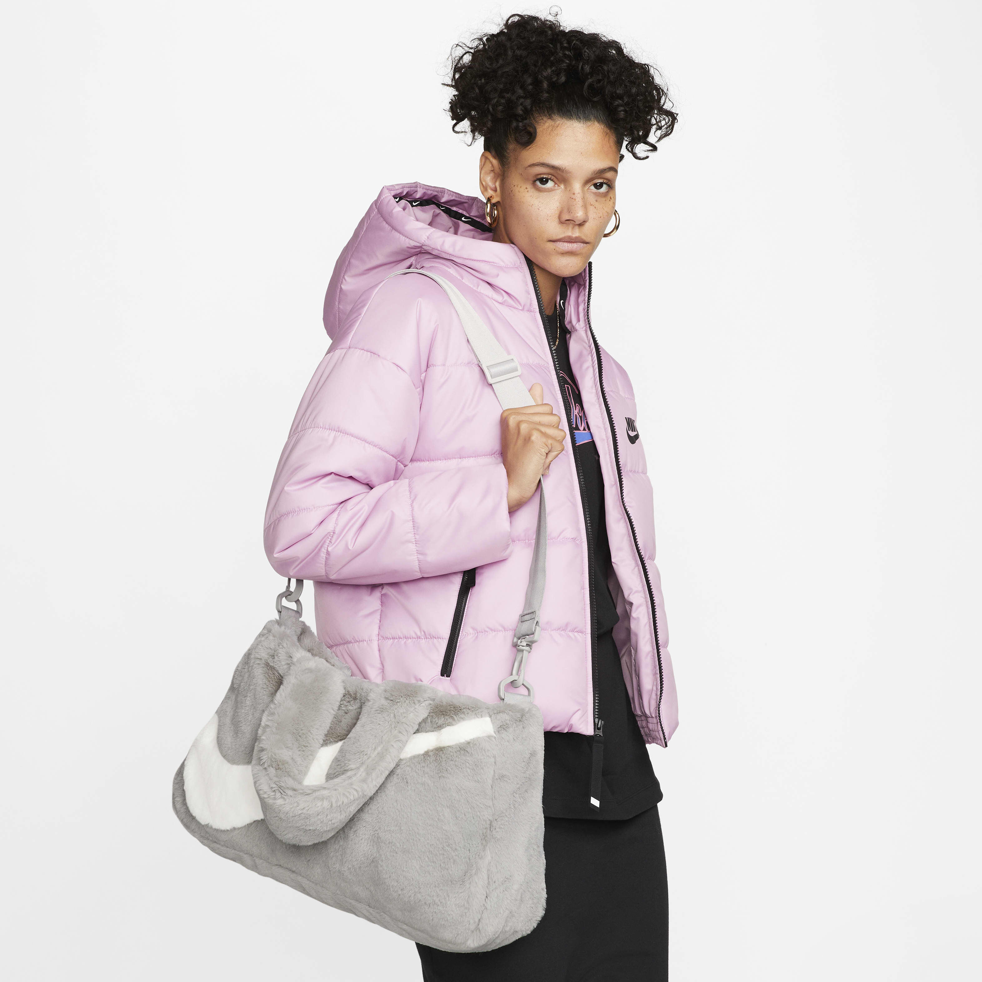 نايكي سبورتسوير image number 0