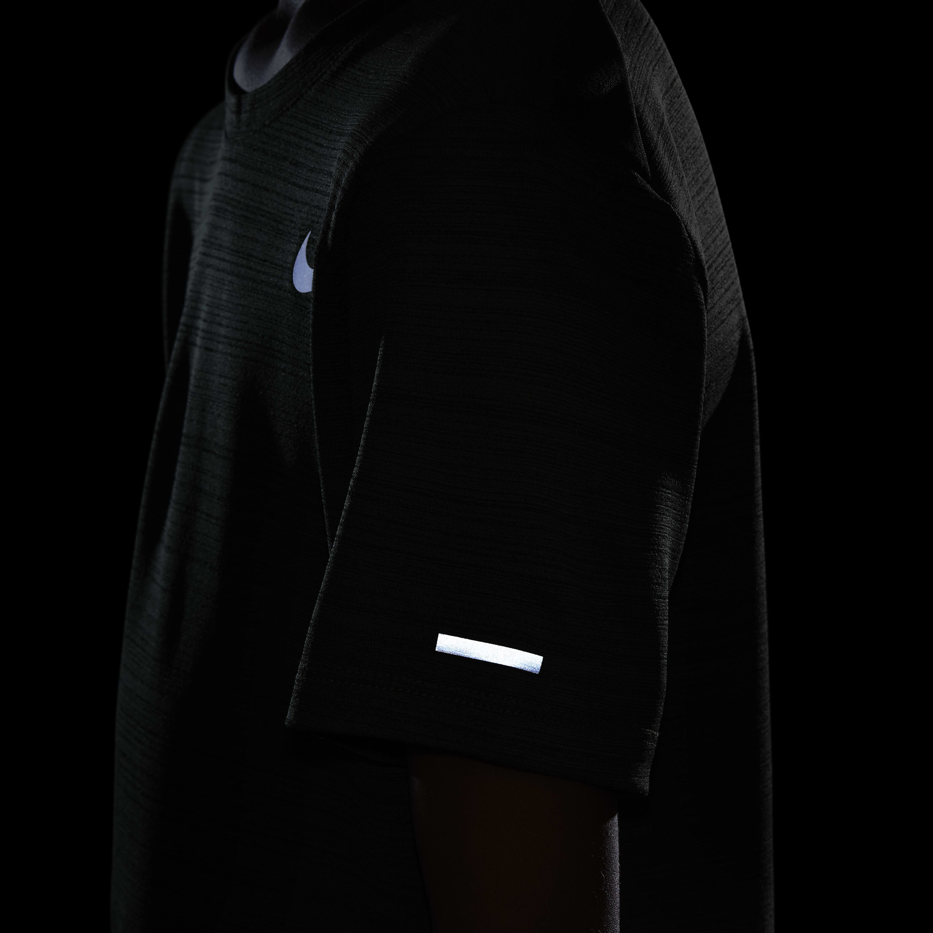 Nike Dri-FIT Miler image number 6