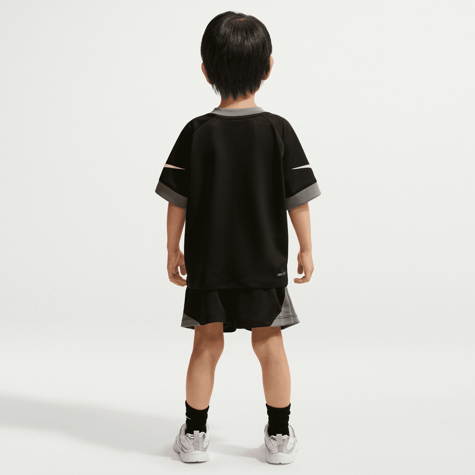 Nike image number 1