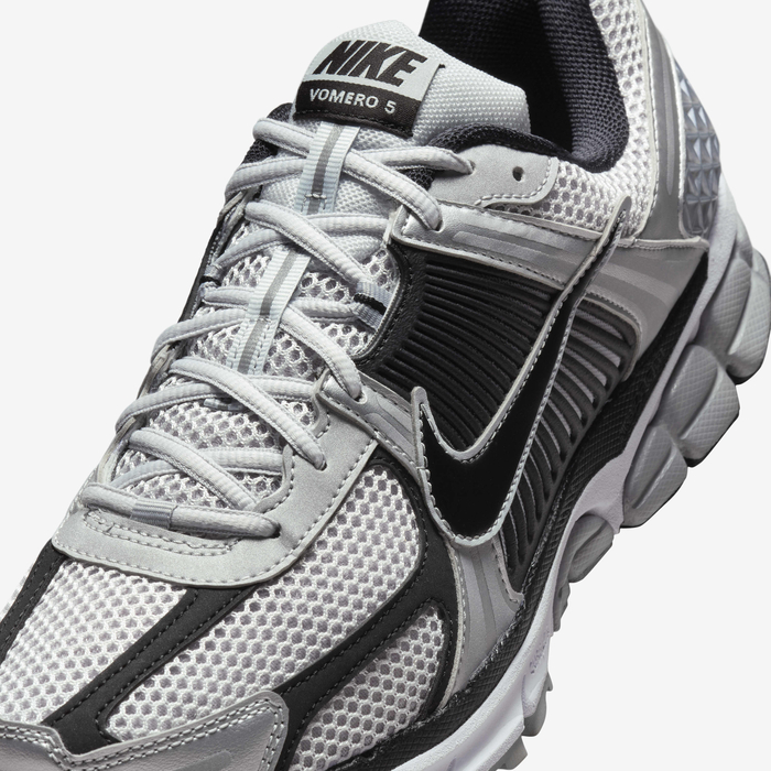 Buy Nike Zoom Vomero Men's Shoes Metallic Silver/Pure Platinum