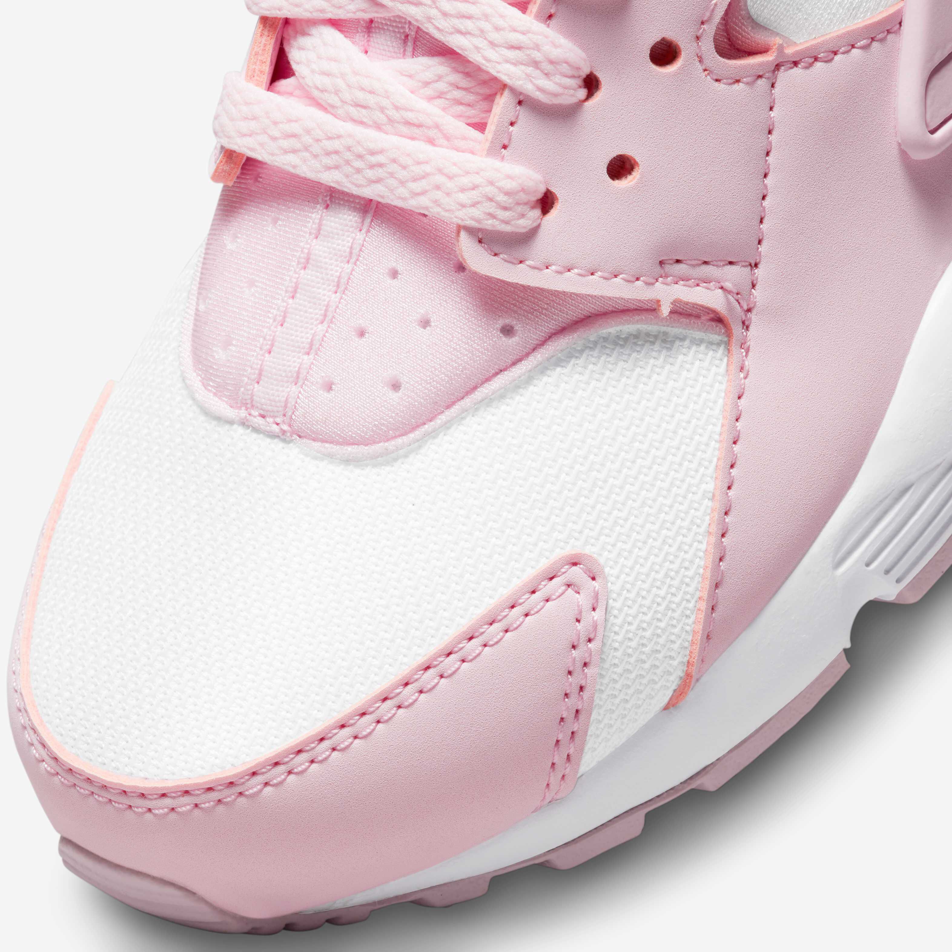 Nike Huarache Run image number 6