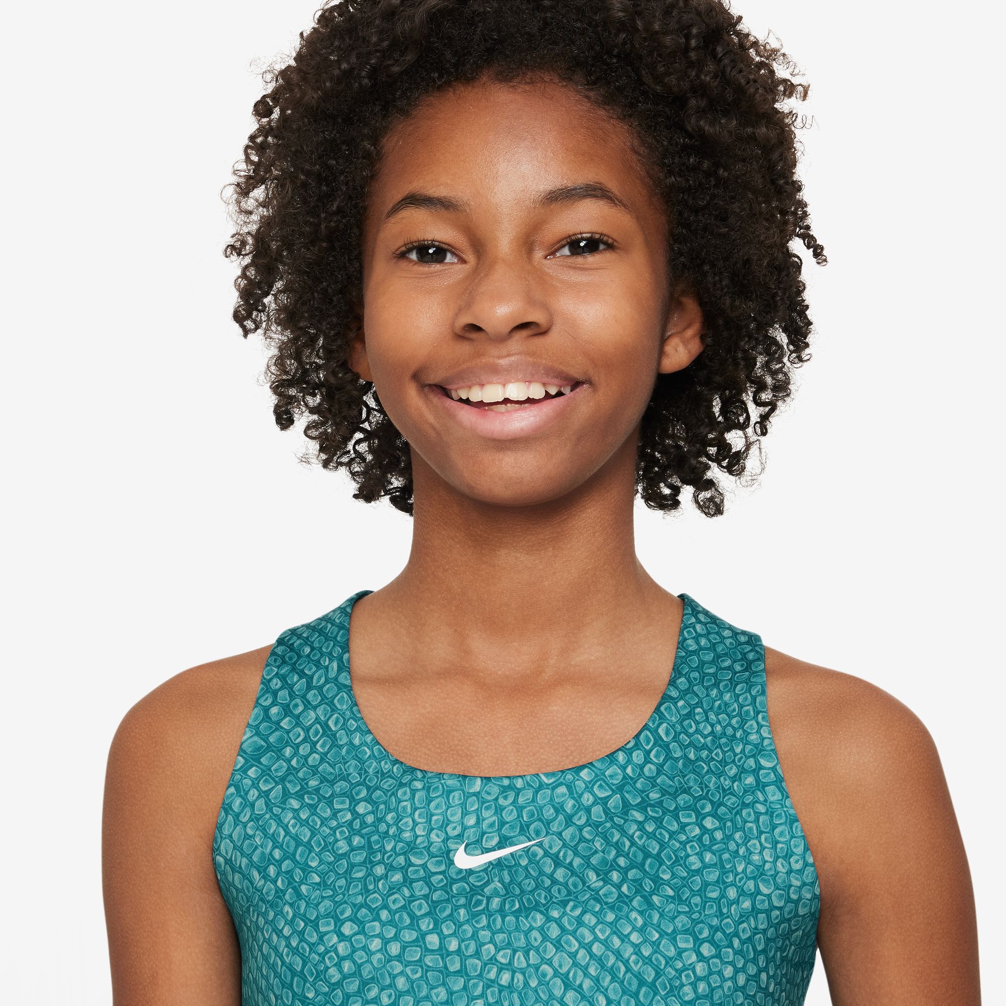 نايكي سووش image number 1