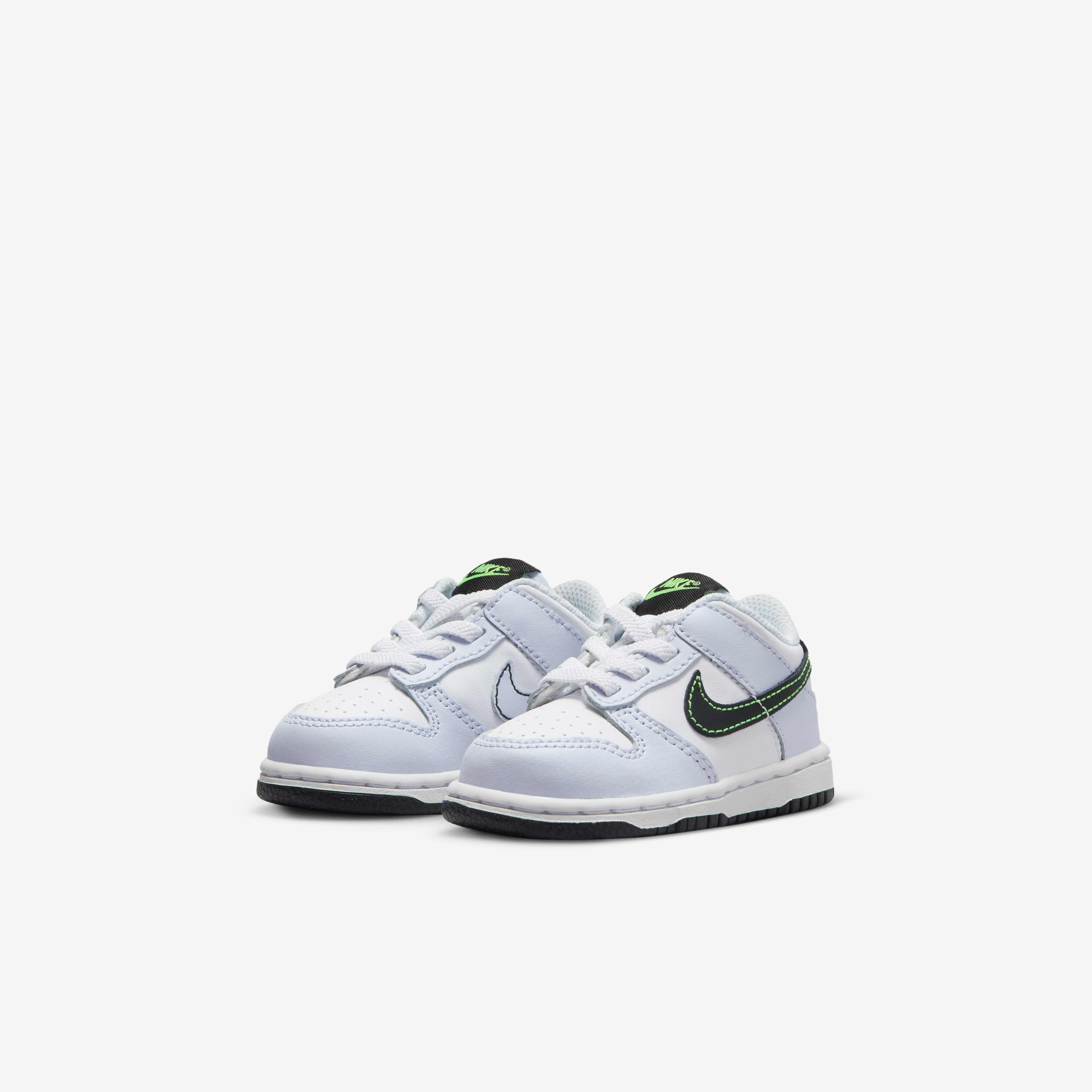Nike Dunk Low image number 4