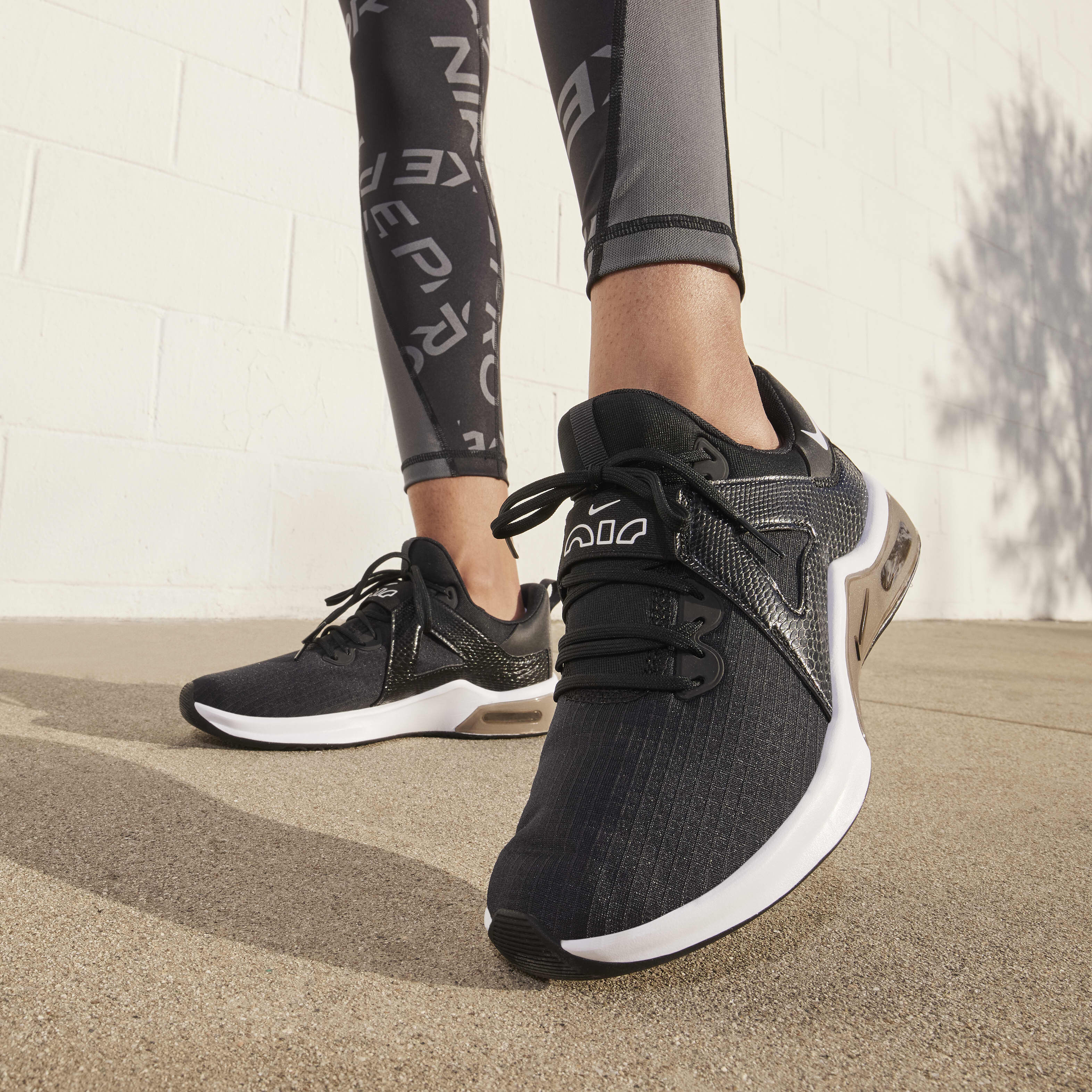 Nike Air Max Bella TR 5 image number 9