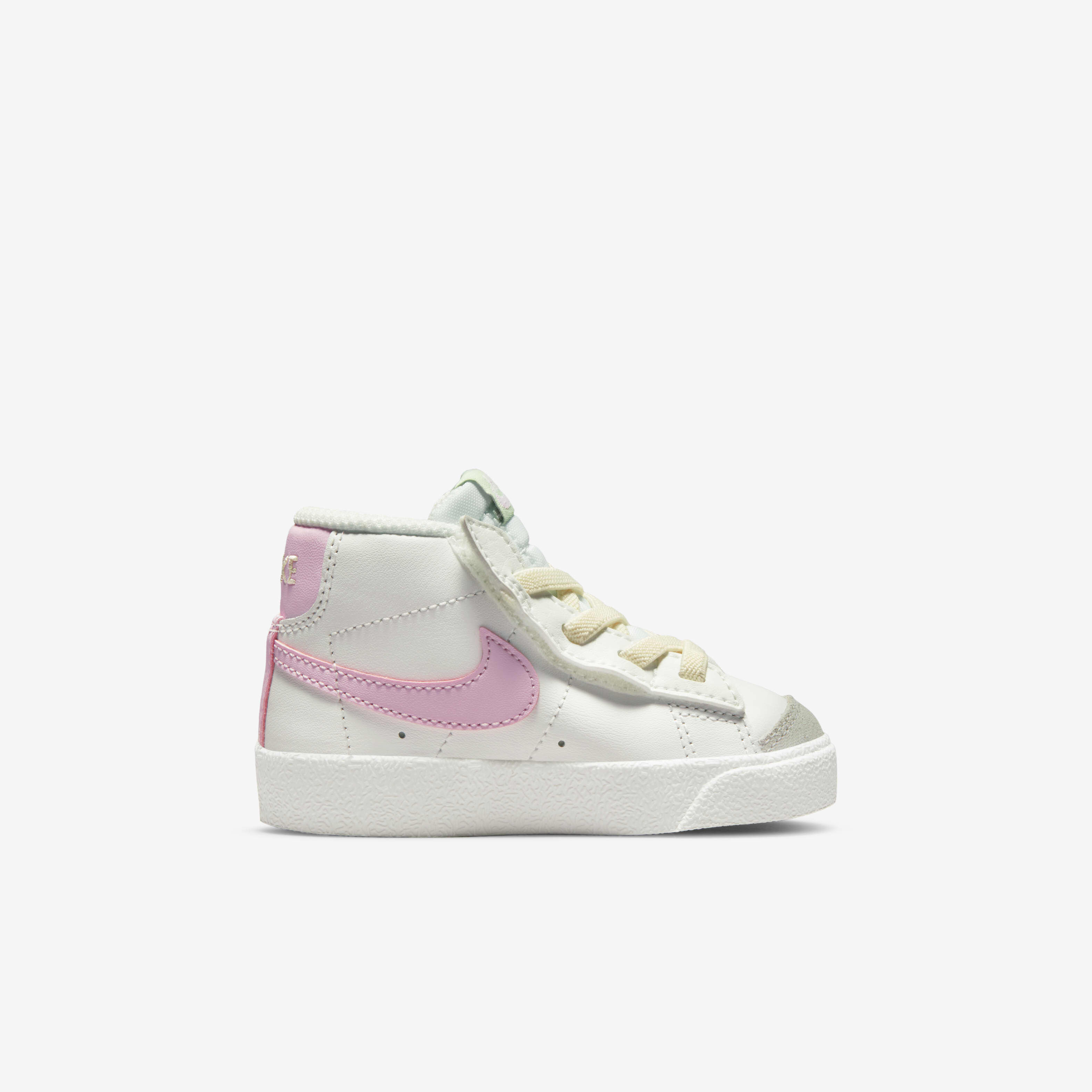 Nike Blazer Mid '77 image number 2