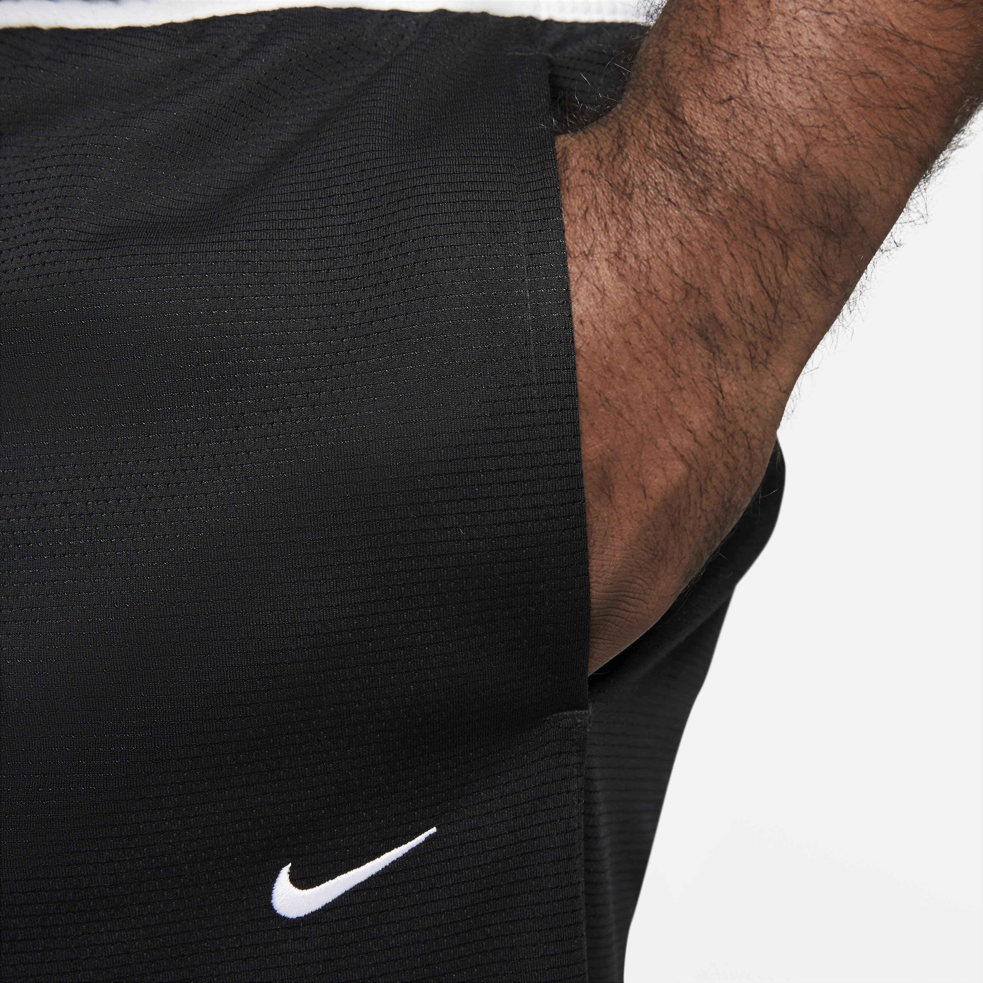 Nike Dri-FIT DNA image number 10