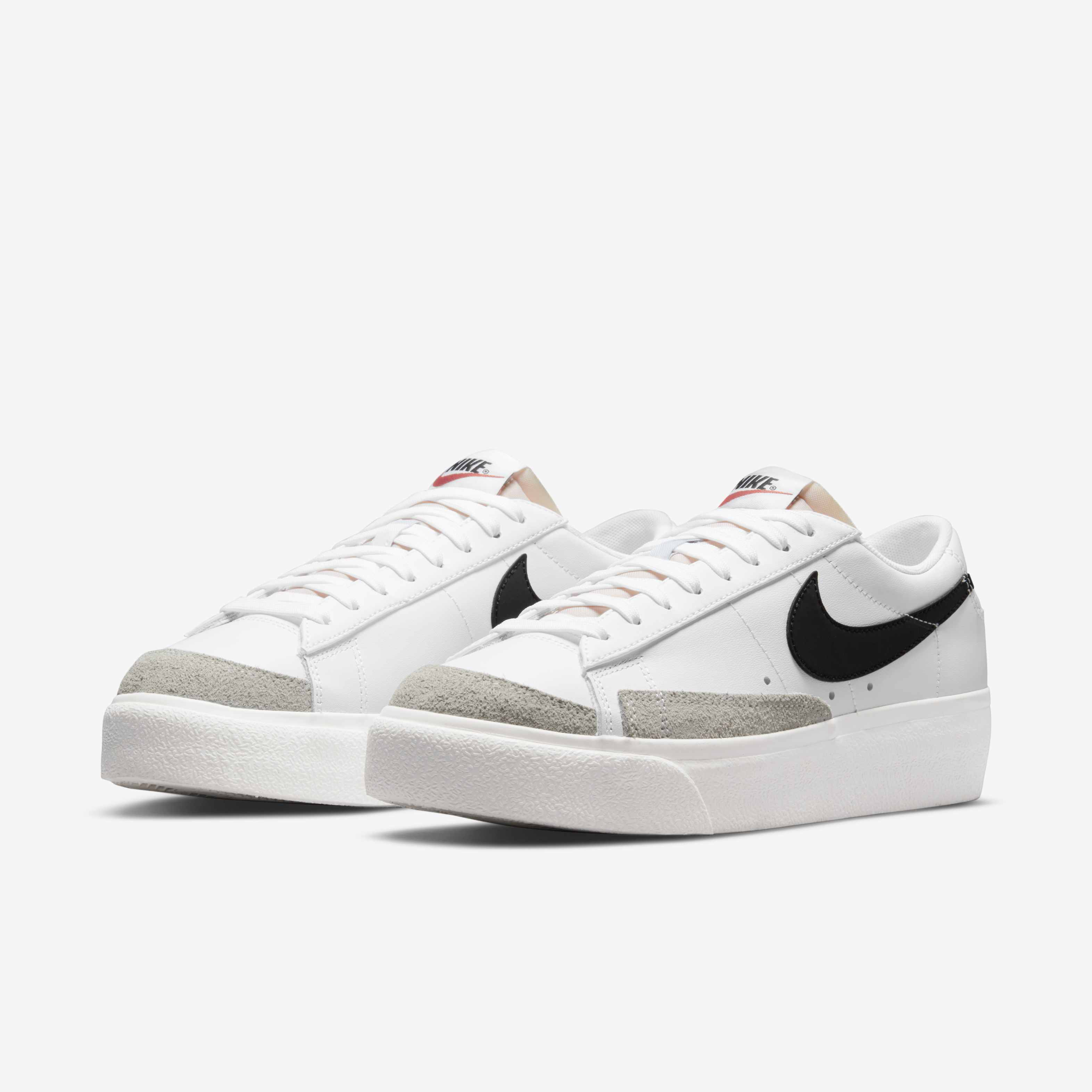 Nike Blazer Low Platform image number 4