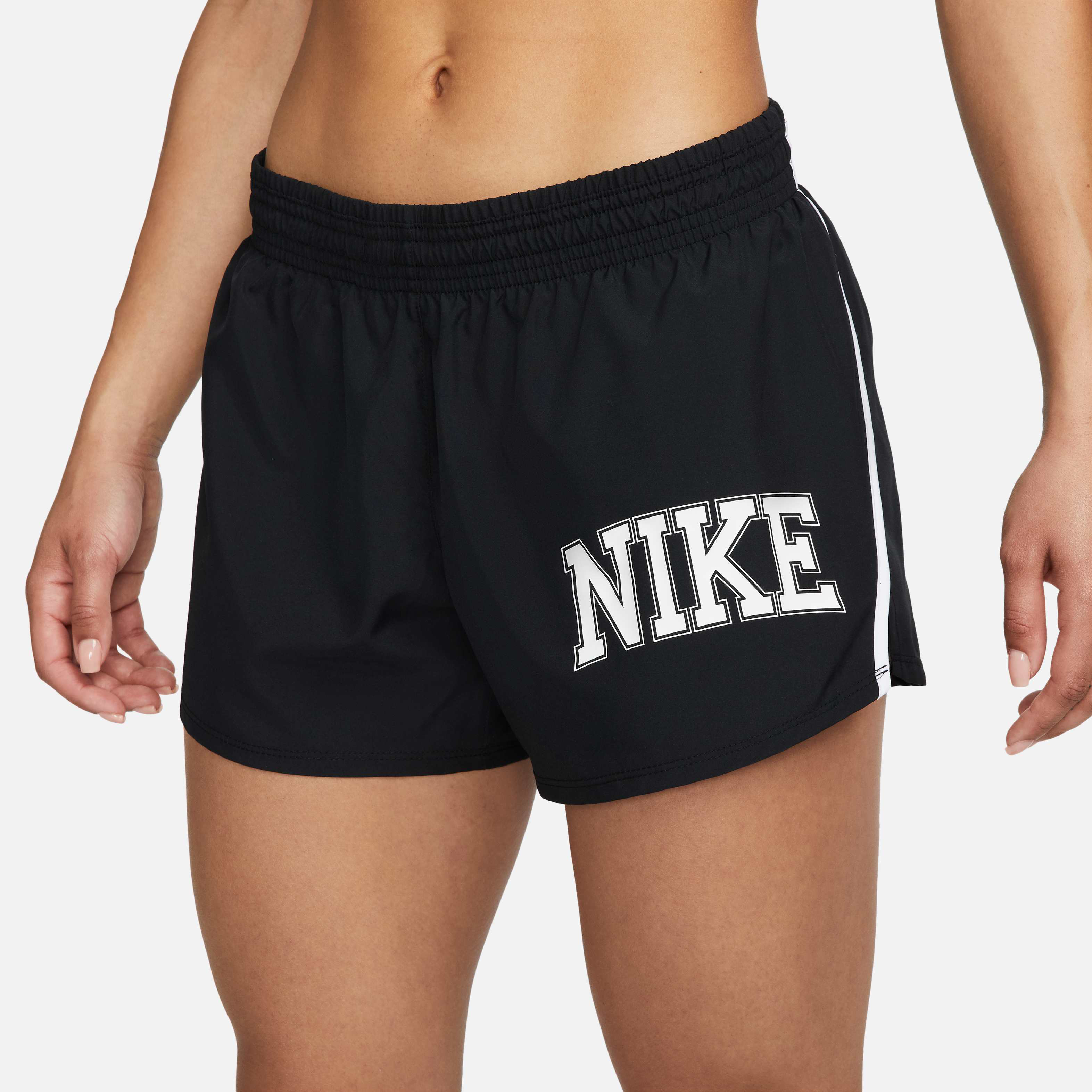 Nike Dri-FIT Swoosh Run image number 1
