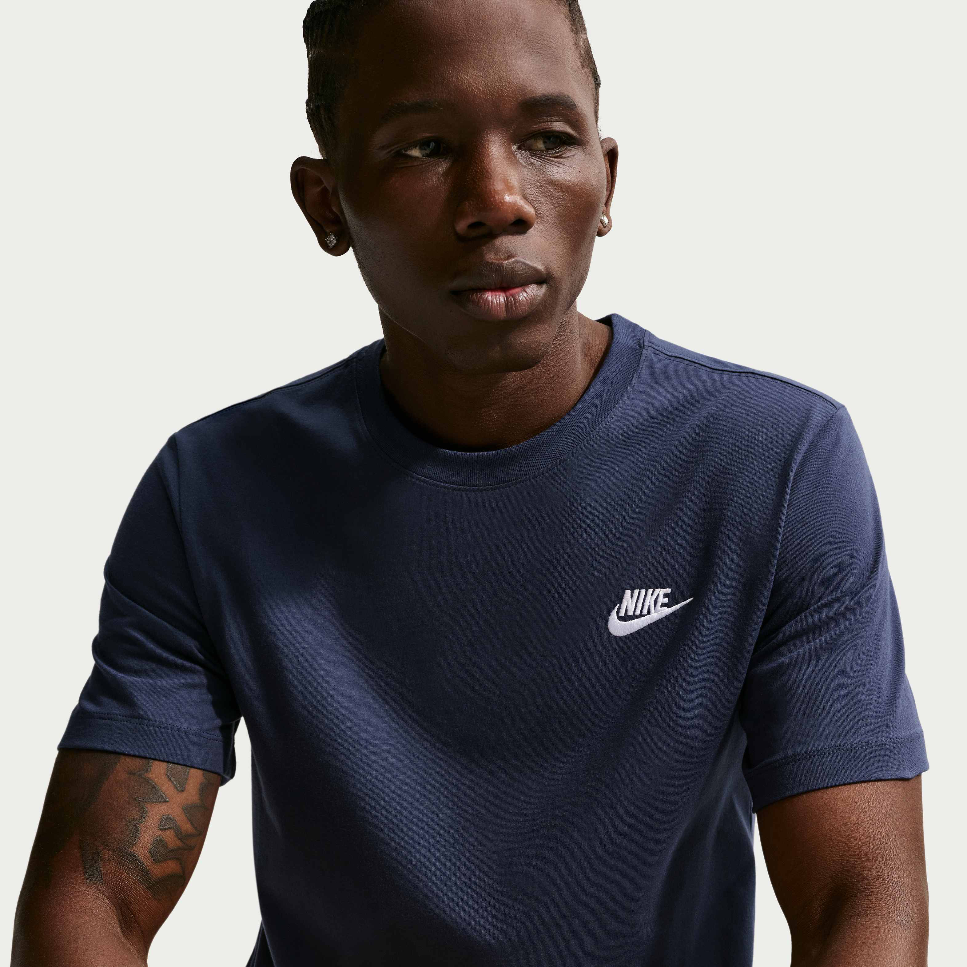 Nike Sportswear Club image number 2
