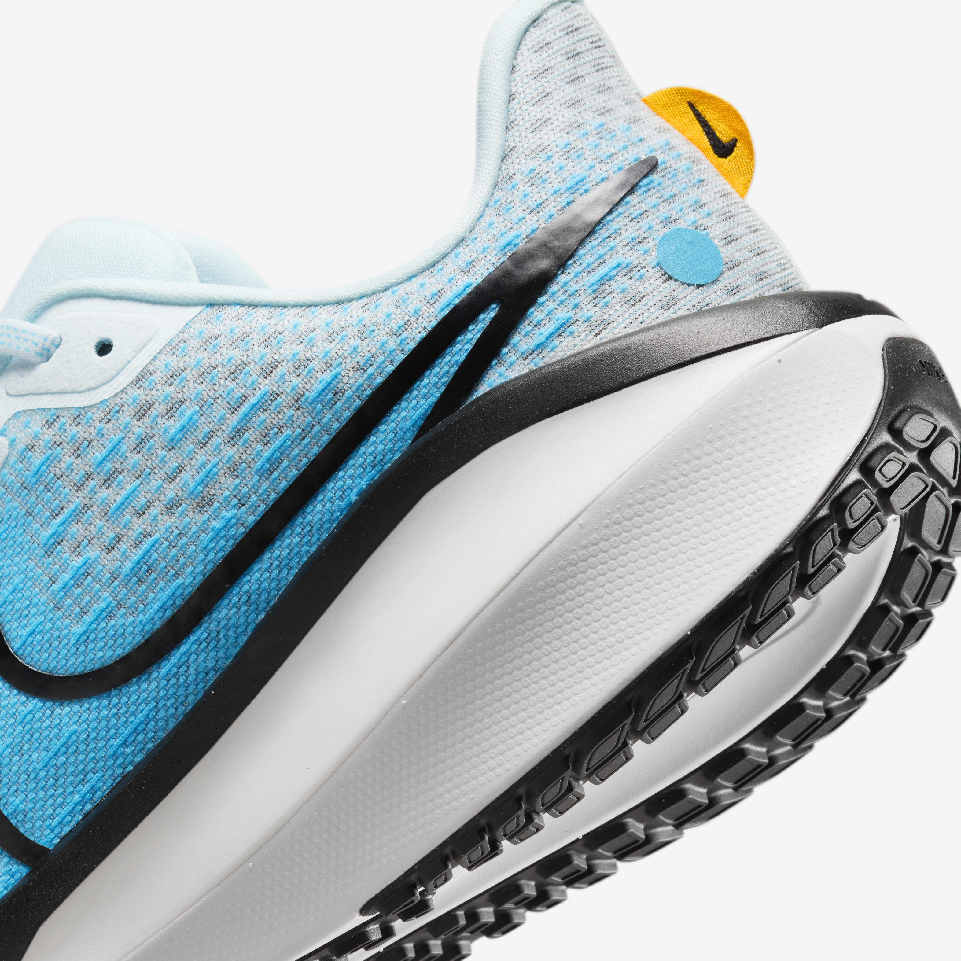 نايكي فوميرو 17 image number 7