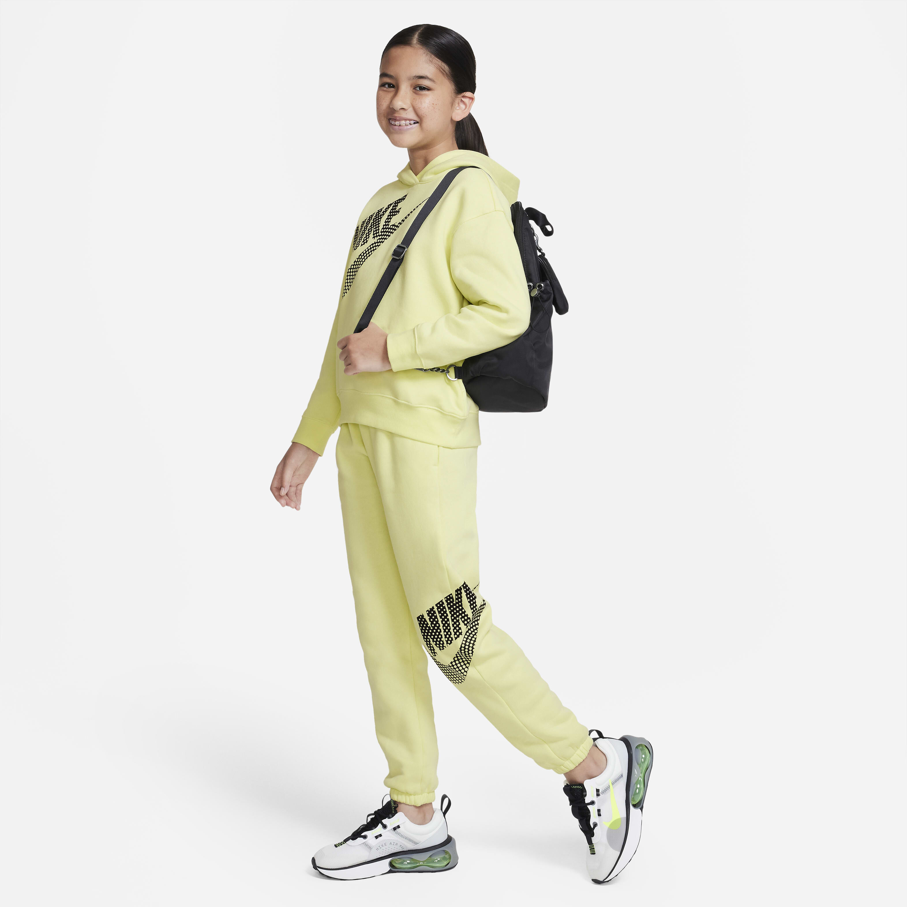海外最新 Buy Nike Official Kuwait Nike | Green Luminous  - Trousers Dance Fleece Oversized (Girls') Kids' Older Sportswear 保存容器・ケース