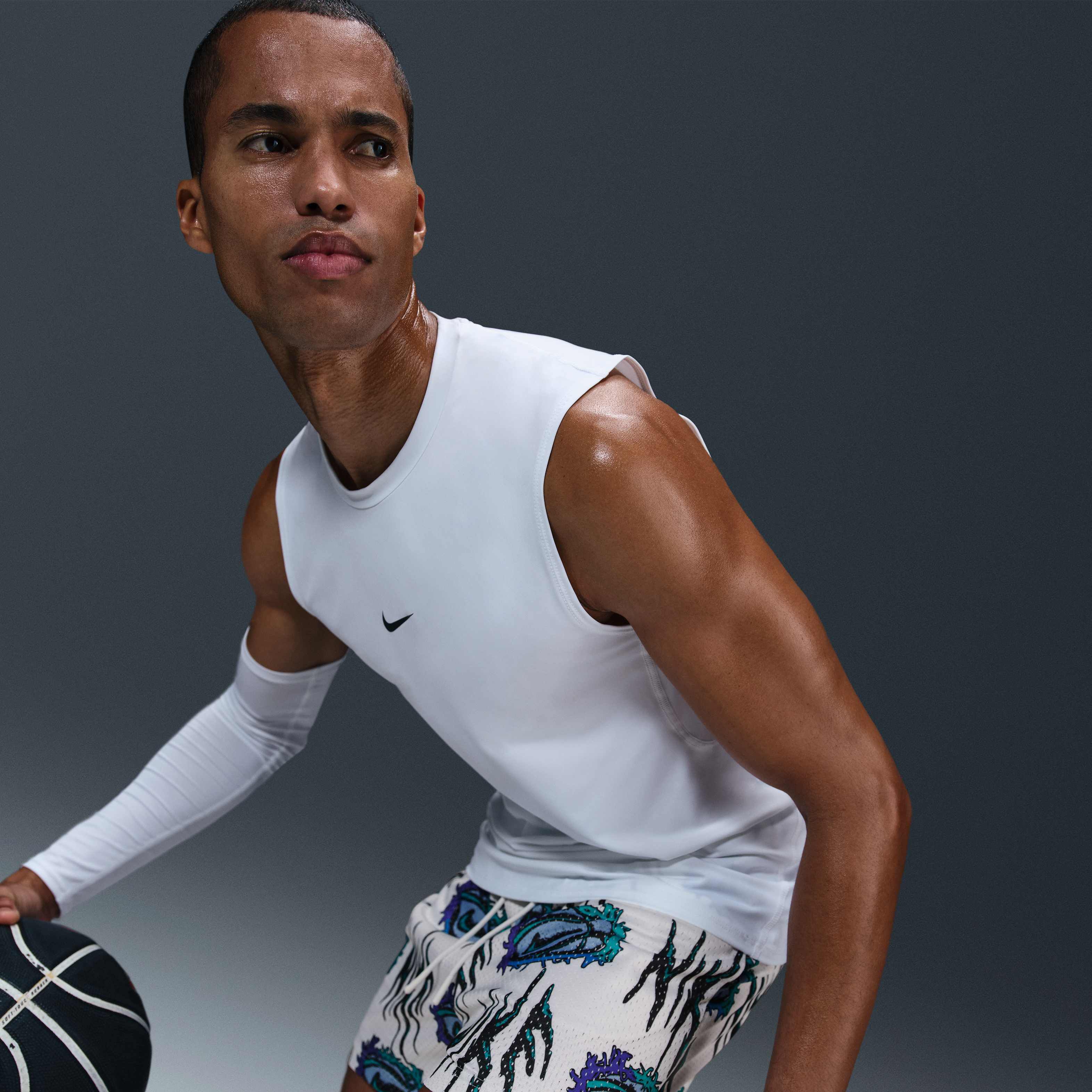 Nike Practice Mesh image number 4