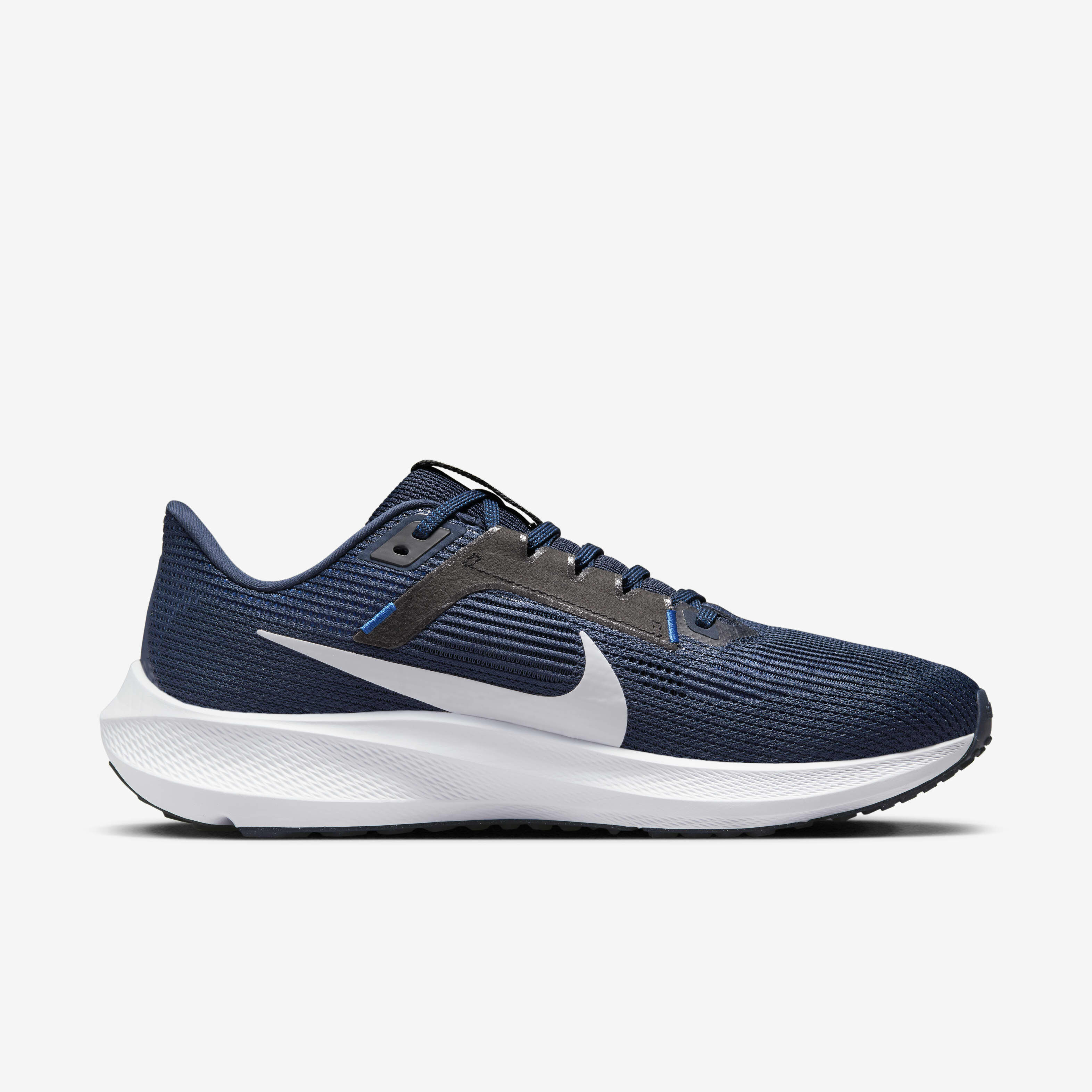 Nike Pegasus 40 image number 2