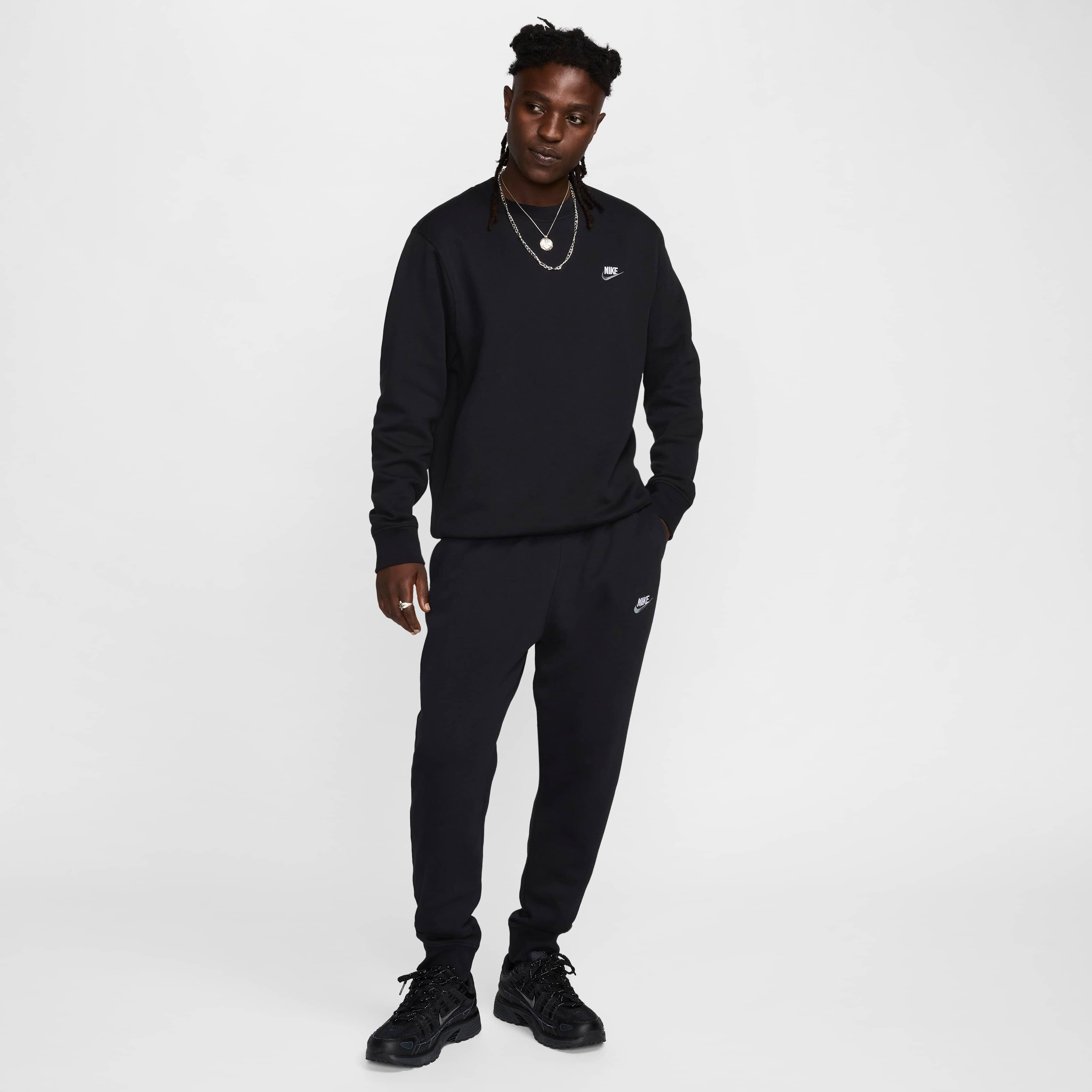 Nike Sportswear Club image number 4
