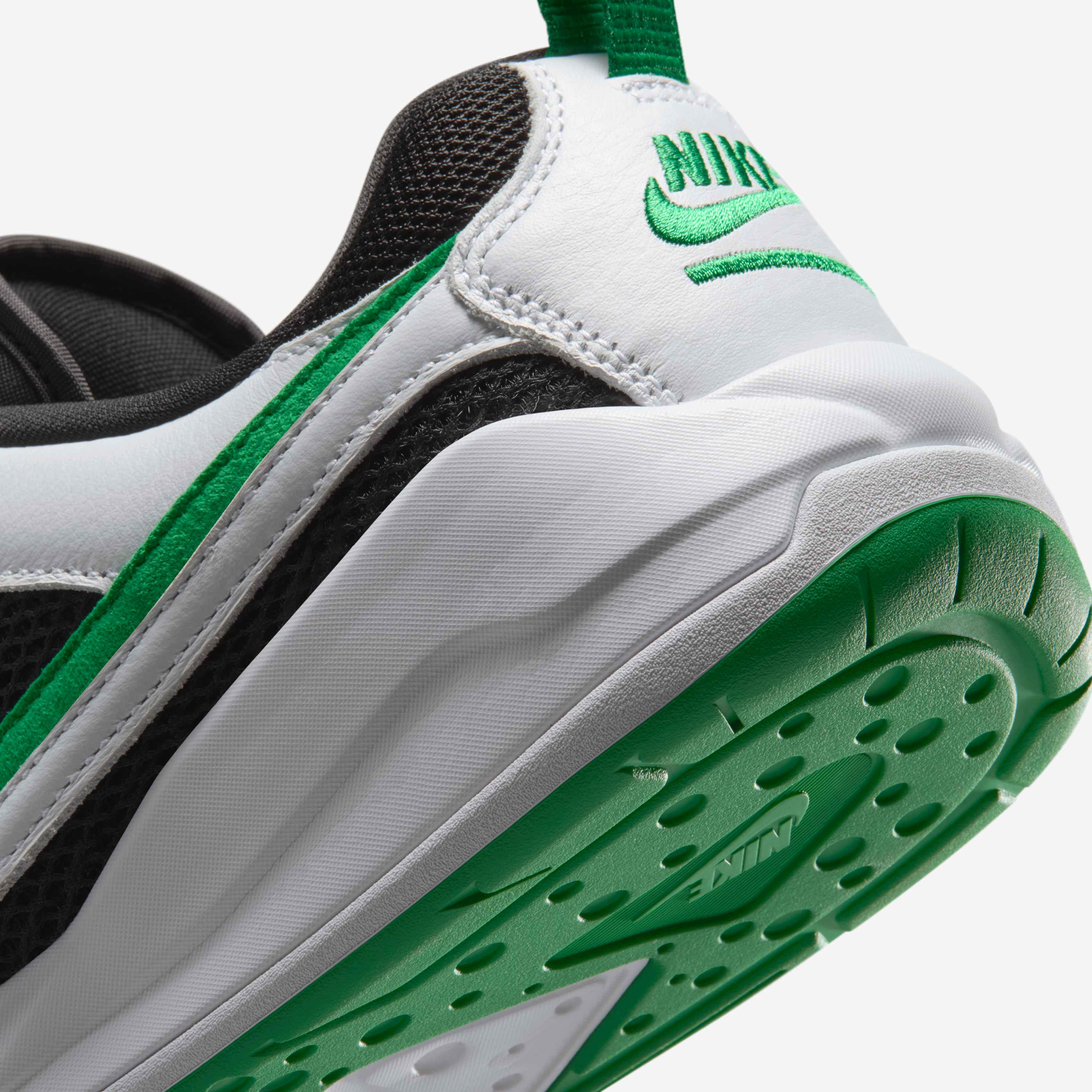 Jordan CMFT Era image number 7